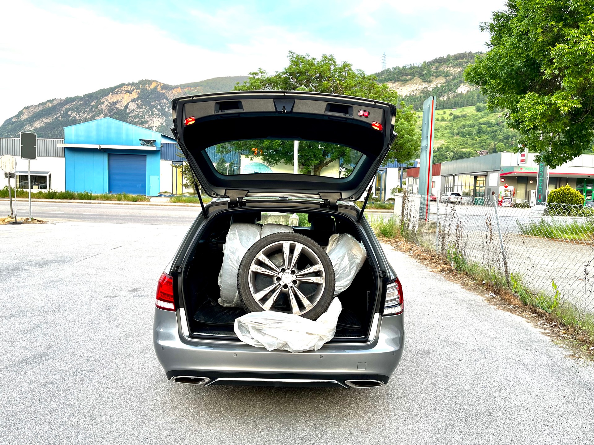 MERCEDES-BENZ E 350 BlueTEC Elégance 4Matic 7G-Tronic-image-6