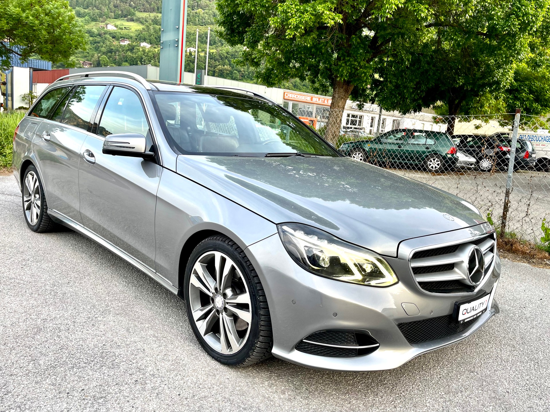 MERCEDES-BENZ E 350 BlueTEC Elégance 4Matic 7G-Tronic-image-21