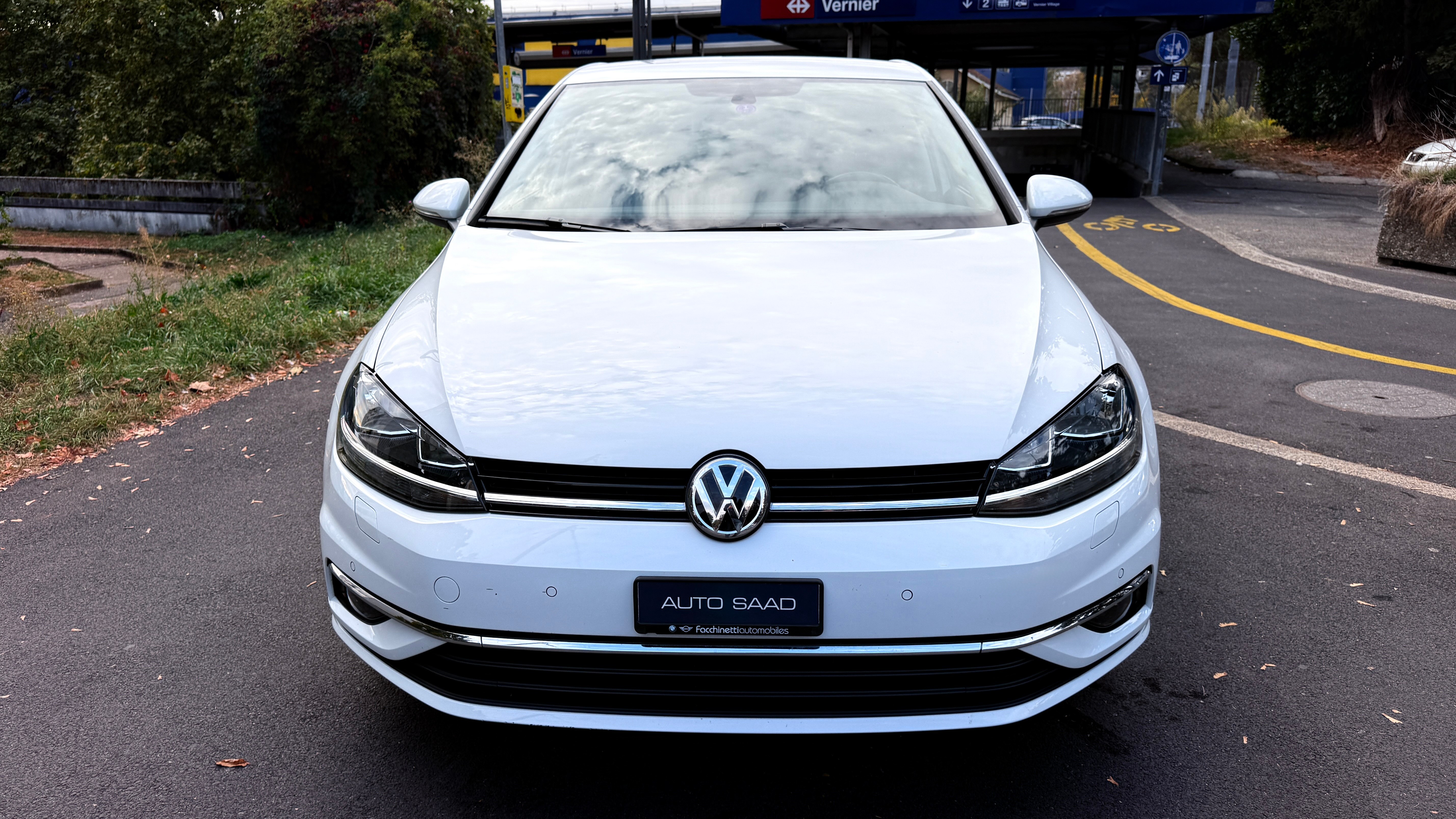 Car photo