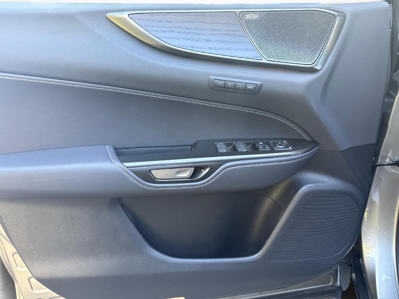 LEXUS NX 450h+ Excellence-image-12
