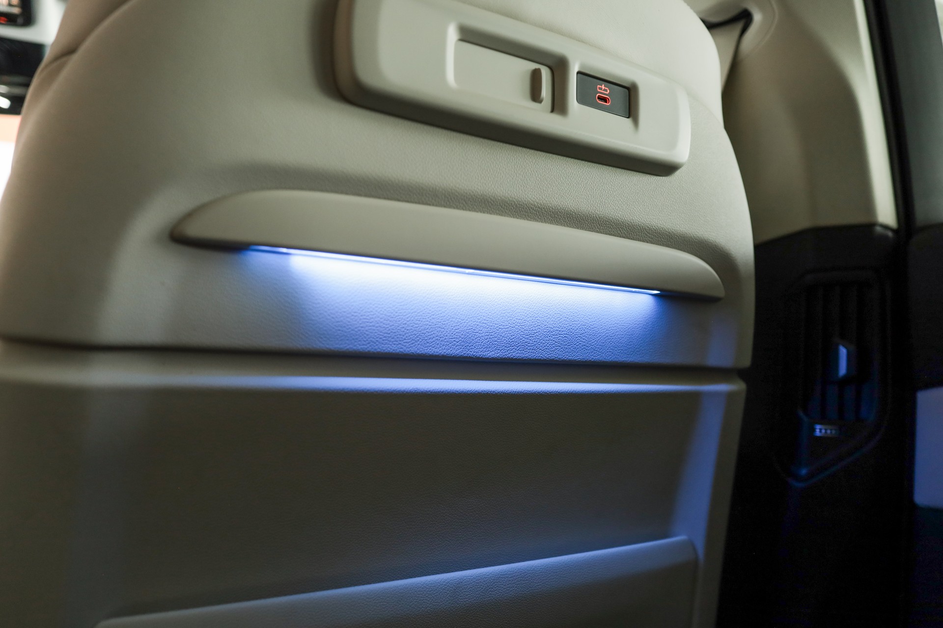 BMW X5 xDrive45e xLine Steptronic • BMW Individual Tansanitblau • Laser • Sky Lounge • Bowers & Wilkins-image-13