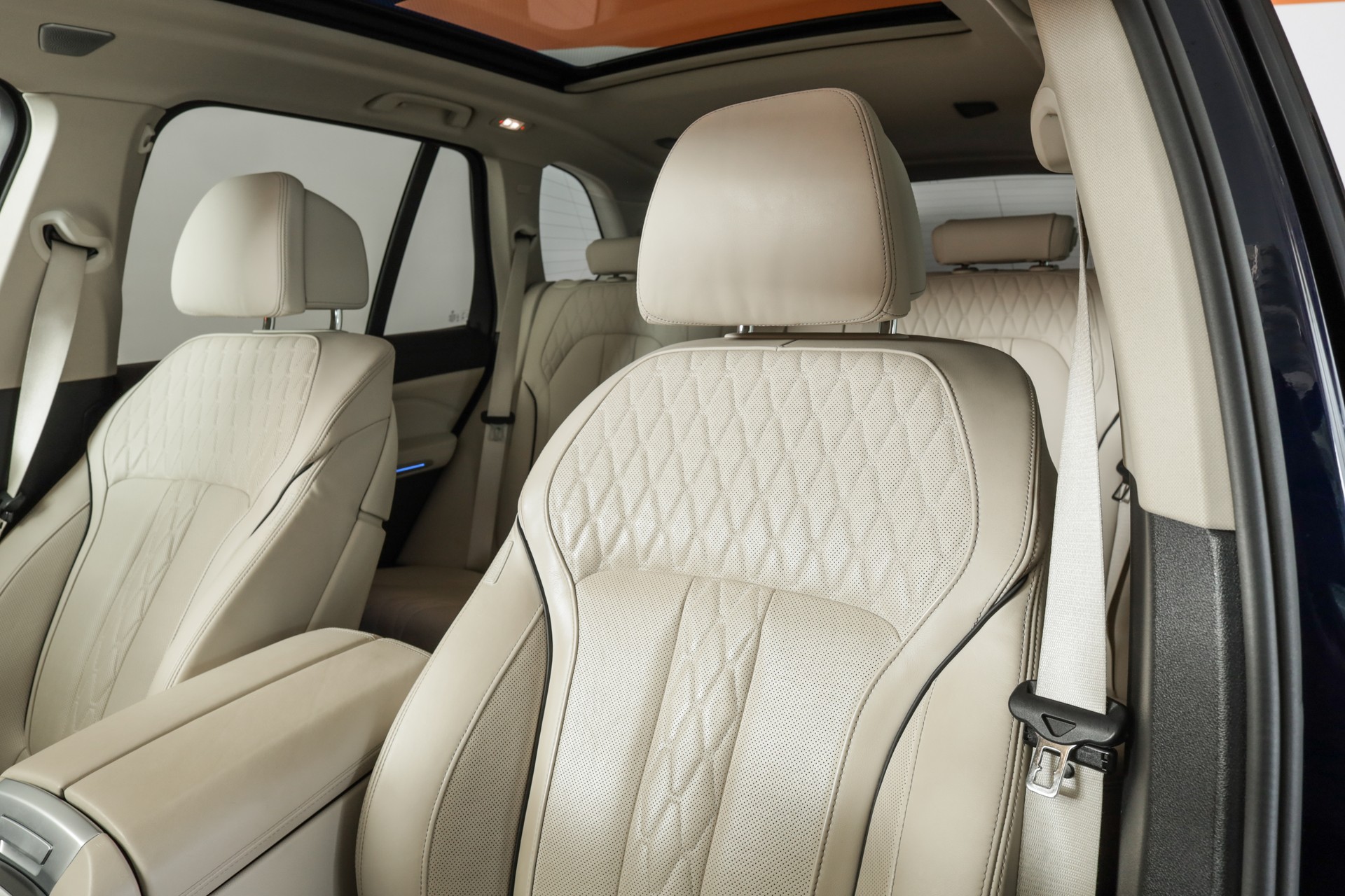 BMW X5 xDrive45e xLine Steptronic • BMW Individual Tansanitblau • Laser • Sky Lounge • Bowers & Wilkins-image-9
