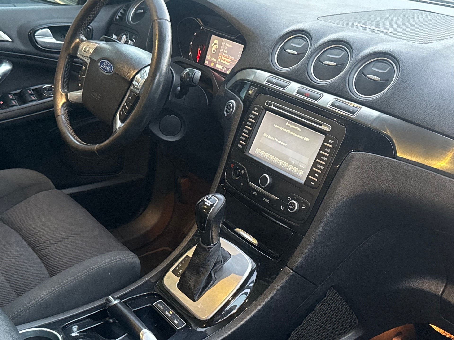 FORD S-Max 2.0 TDCi Carving PowerShift-image-1