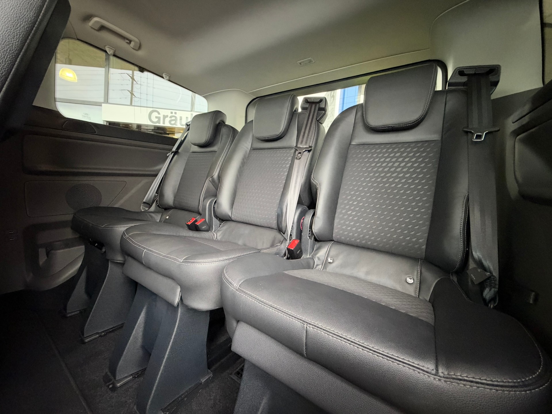 FORD Tourneo Custom 320 L1H1 Sport A-image-8