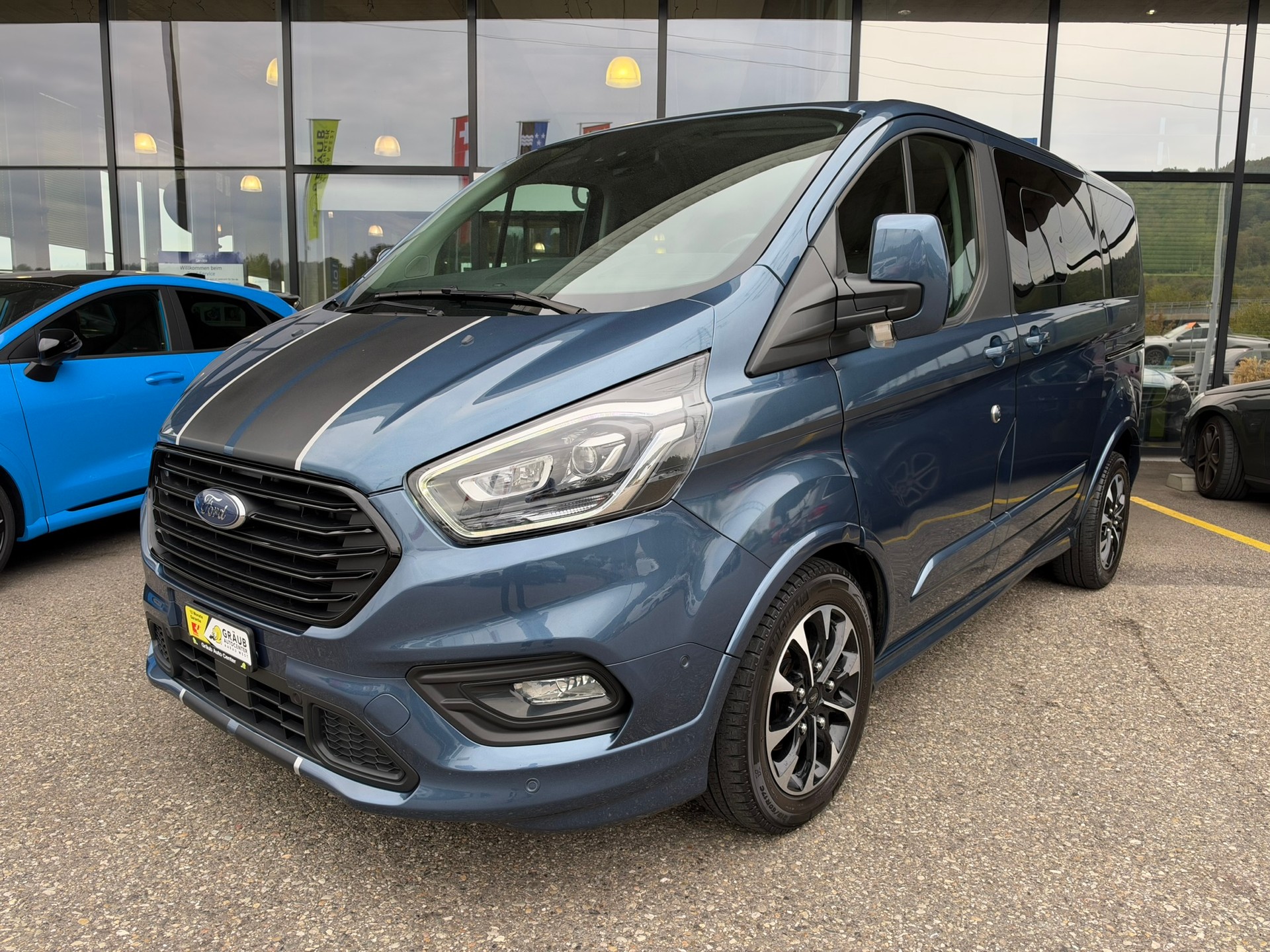 FORD Tourneo Custom 320 L1H1 Sport A-image-0