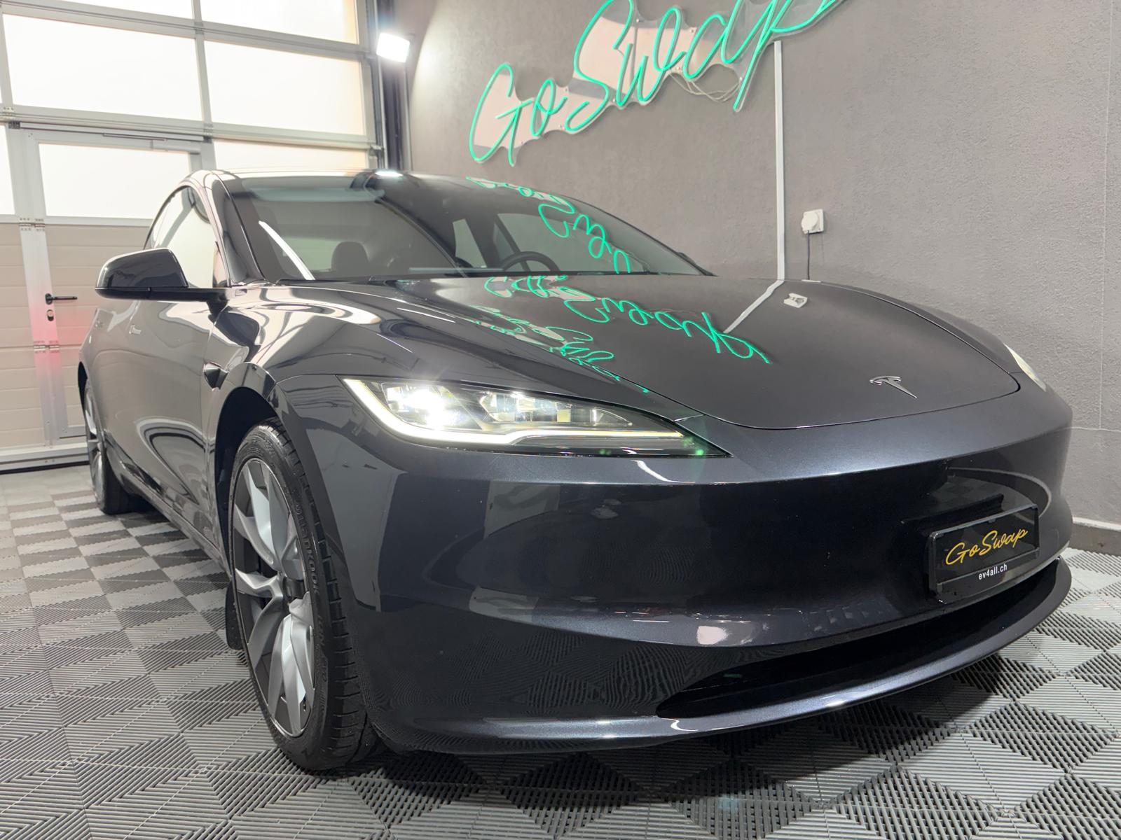 TESLA Model 3 Highland RWD-image-5