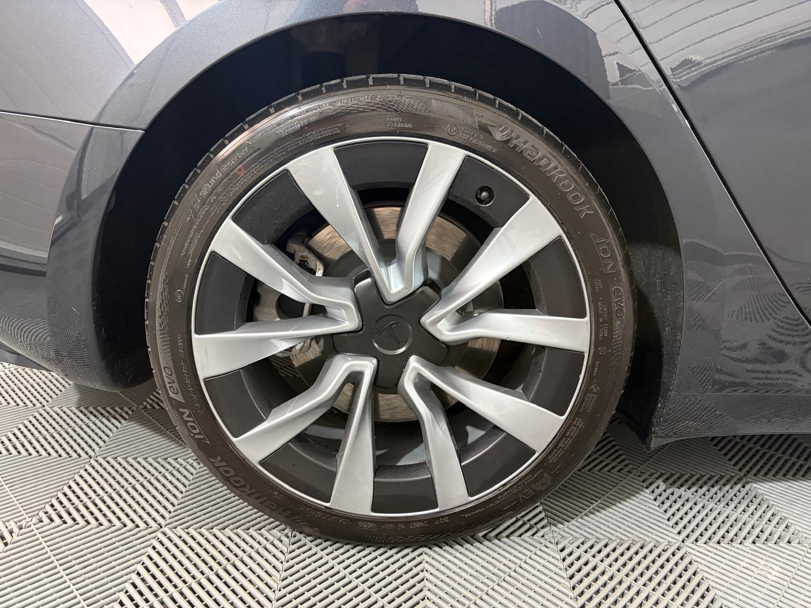 TESLA Model 3 Highland RWD-image-29
