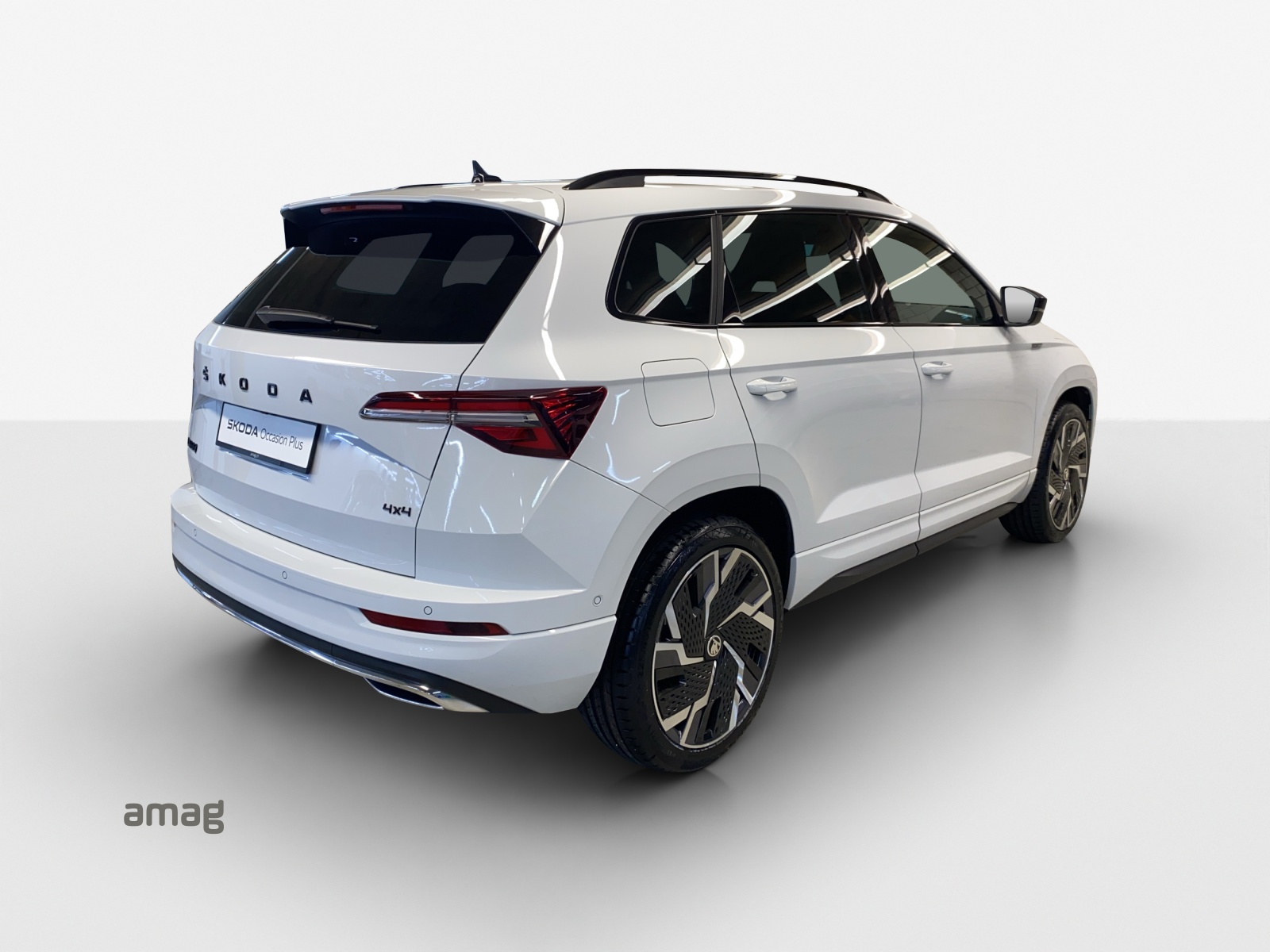 SKODA Karoq 2.0 TSI SportLine 4x4 DSG-image-4