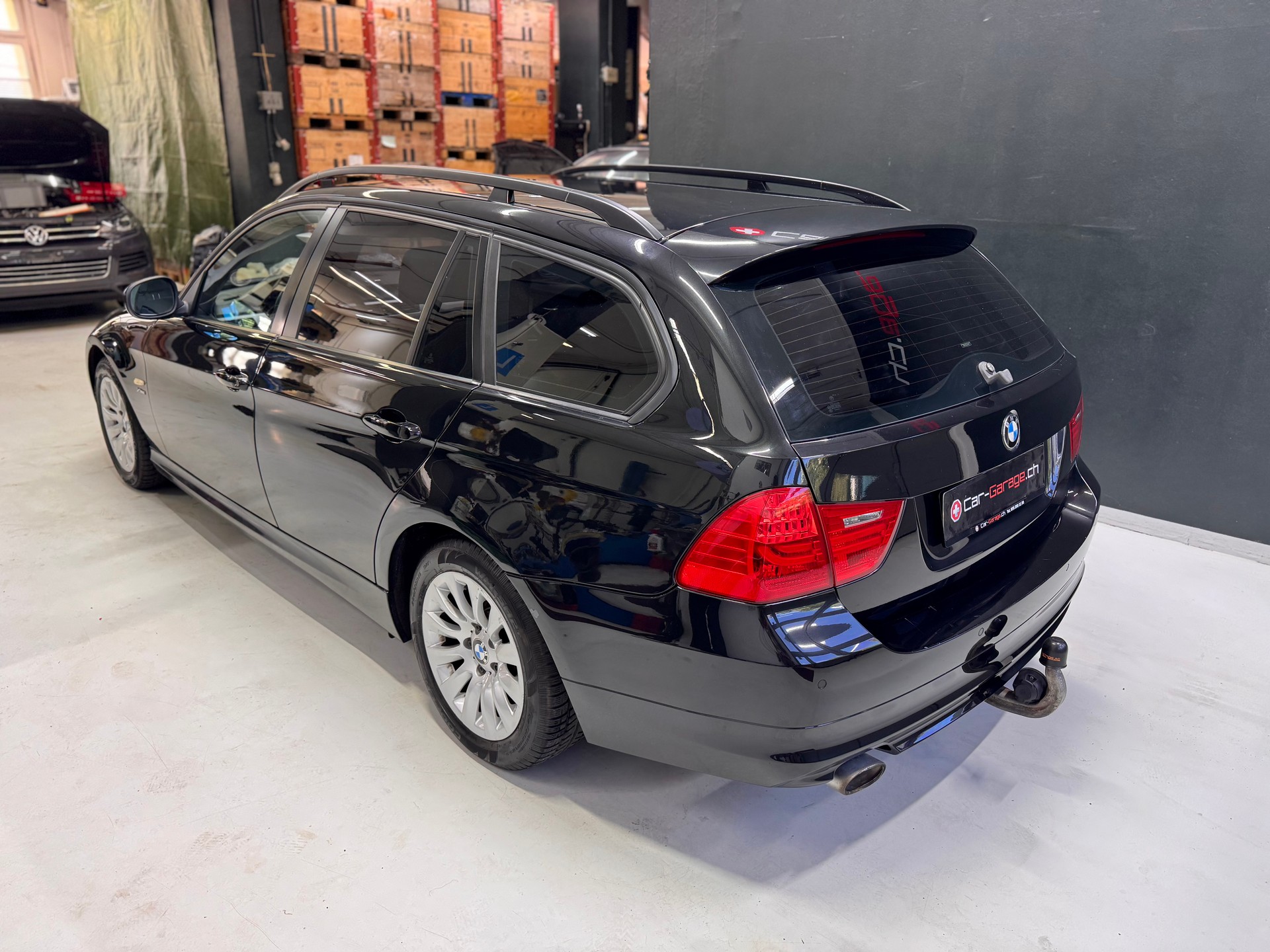 BMW 320d xDrive Touring more4you Steptronic-image-1