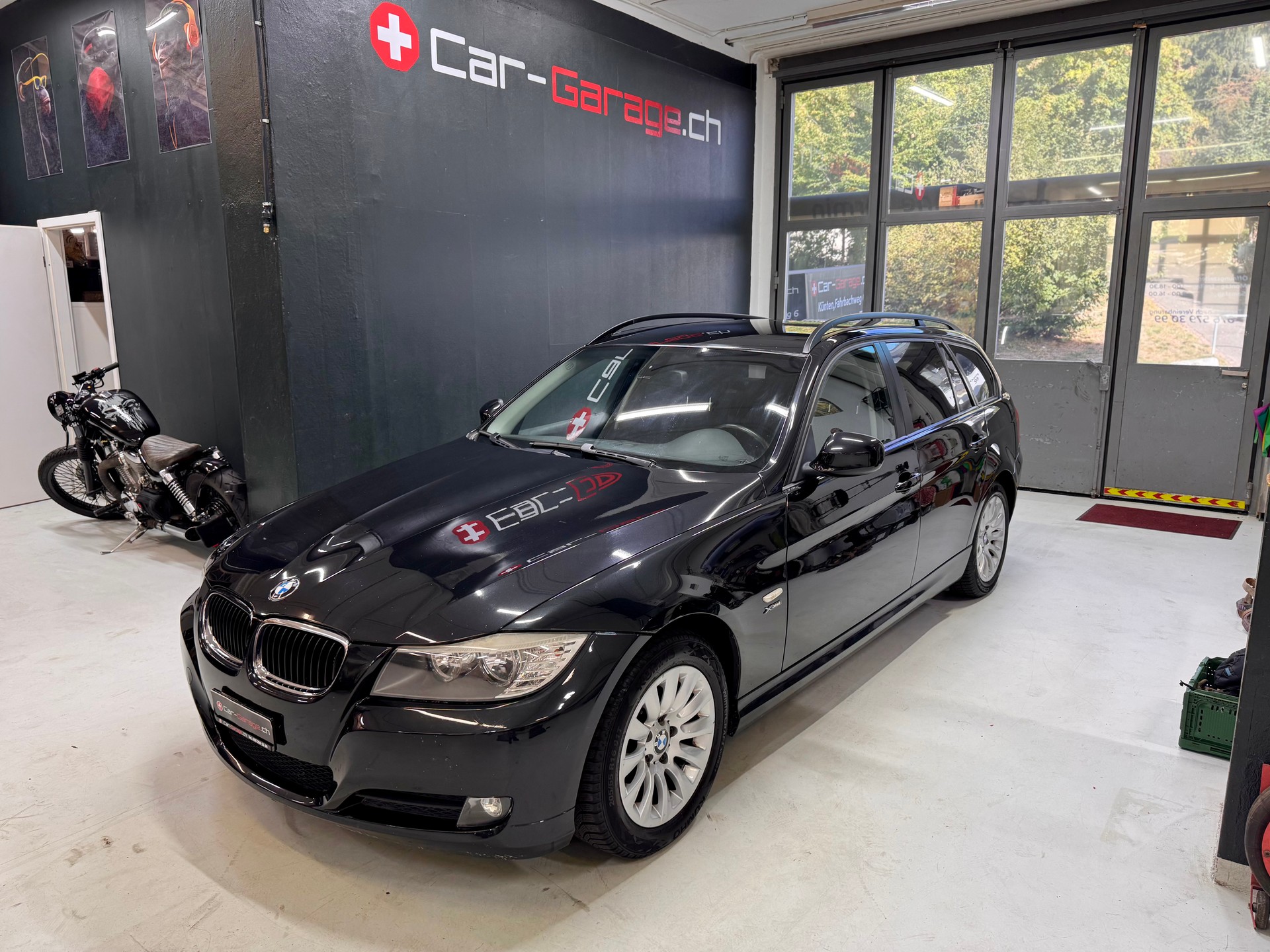 BMW 320d xDrive Touring more4you Steptronic-image-0