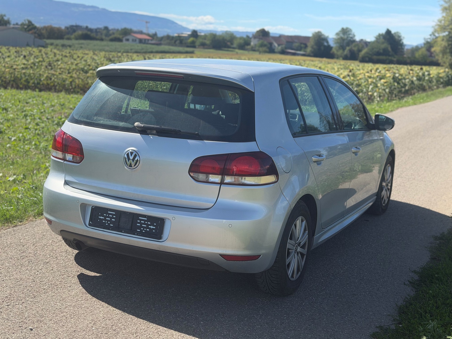 VW Golf 1.6 TDI BlueMotion Trendline-image-7