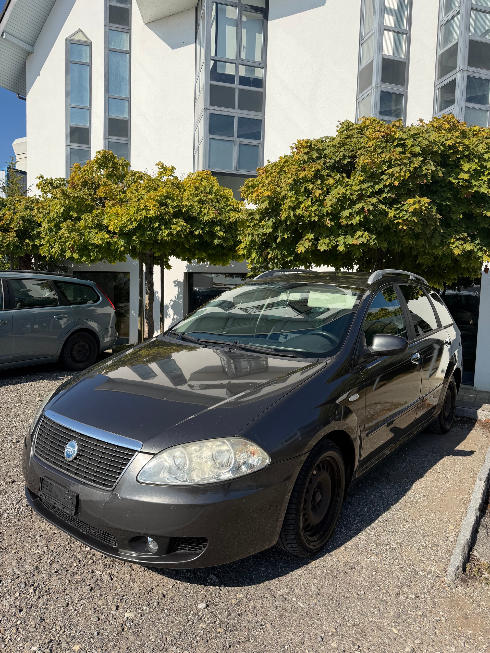 FIAT Croma 1.9 16V JTD Dynamic-image-0