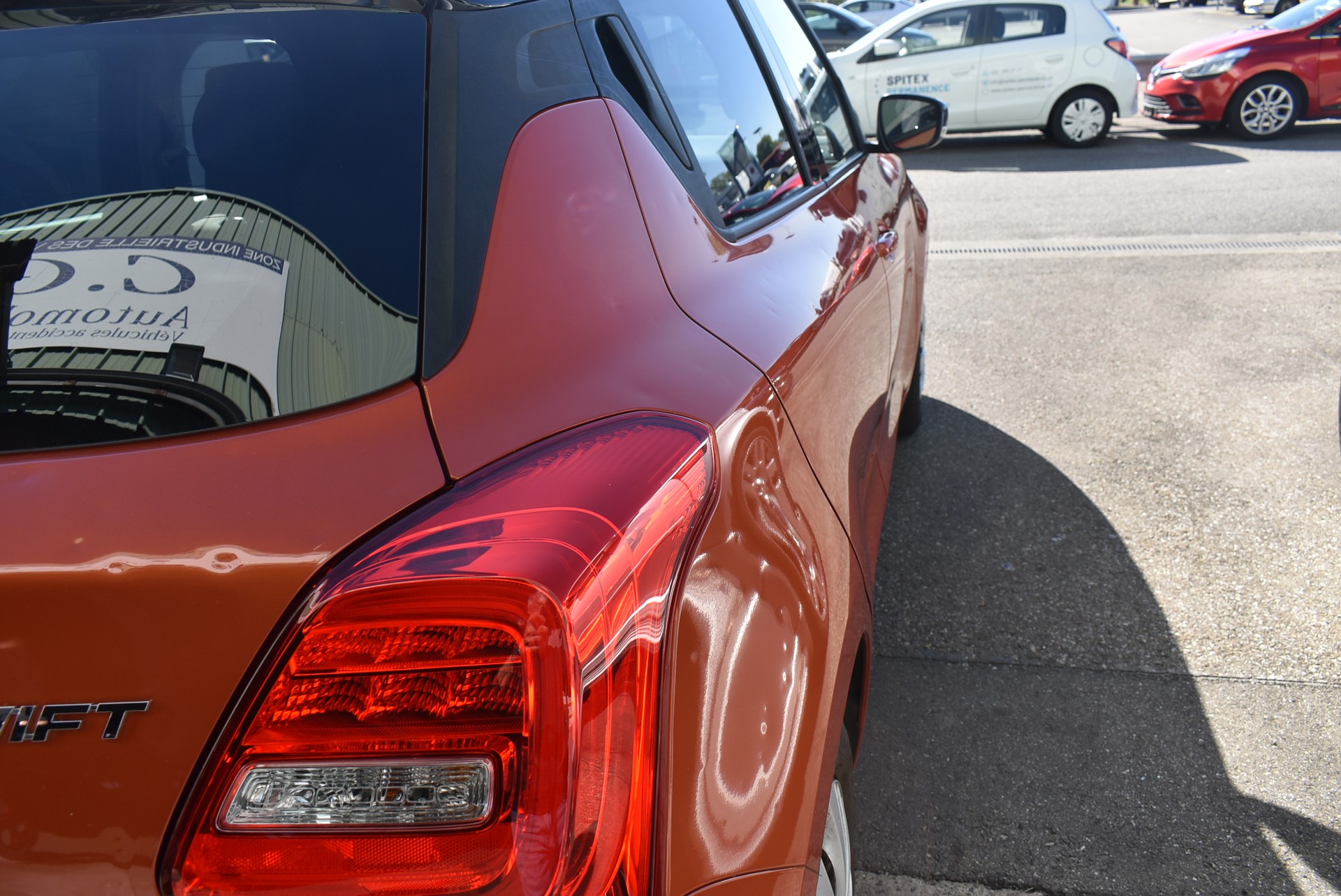 SUZUKI Swift 1.2 Compact Top Hybrid CVT-image-4