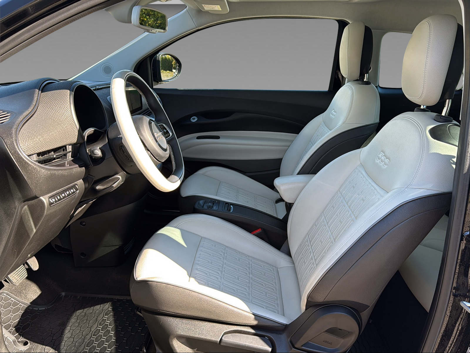 FIAT 500 La Prima-image-12