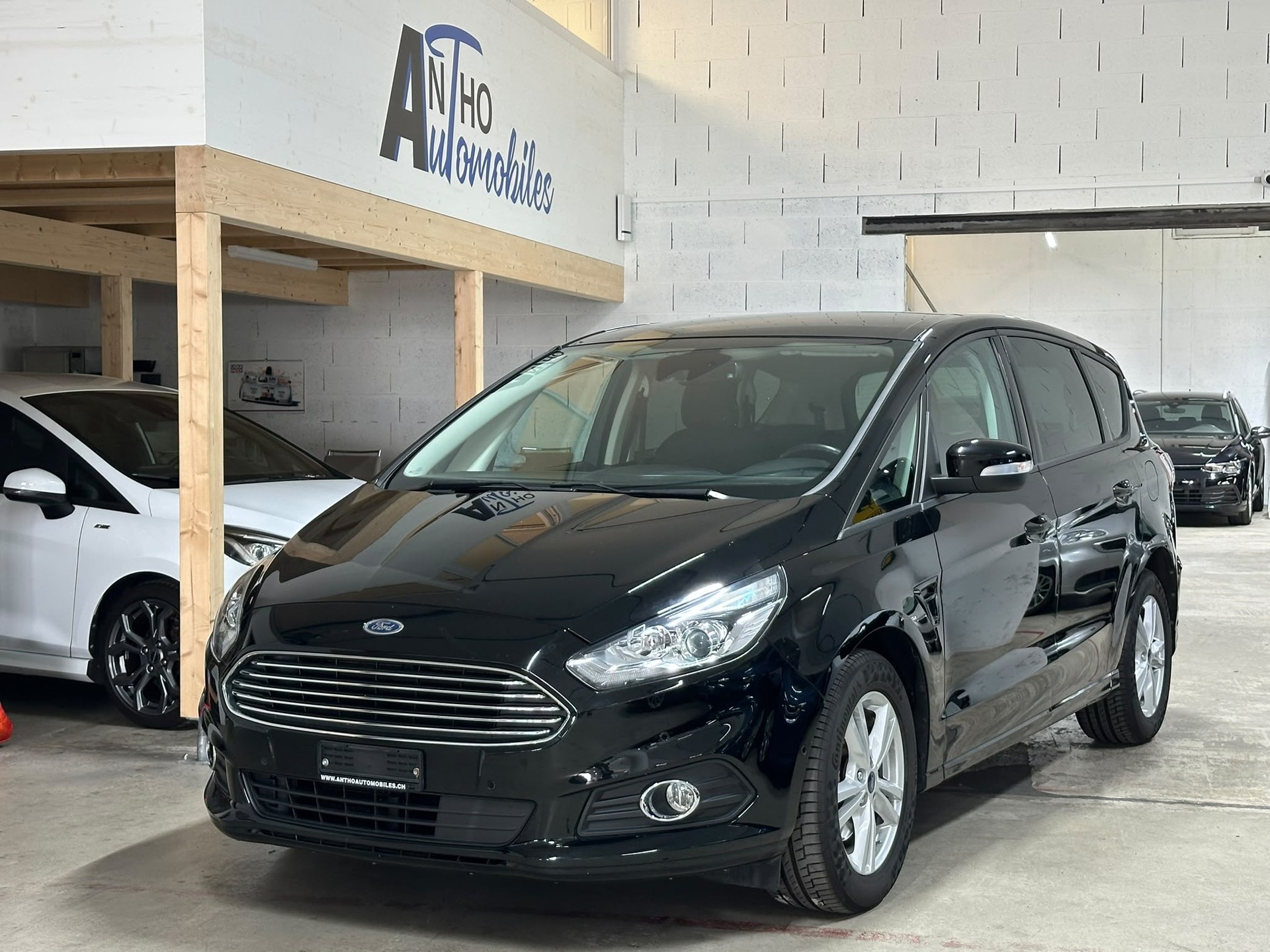 FORD S-Max 1.5 SCTi Business-image-0