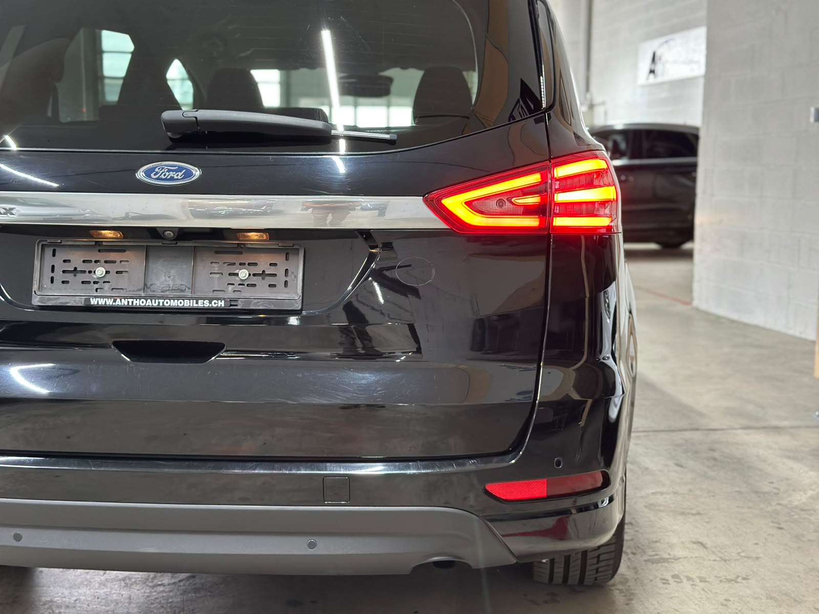 FORD S-Max 1.5 SCTi Business-image-6