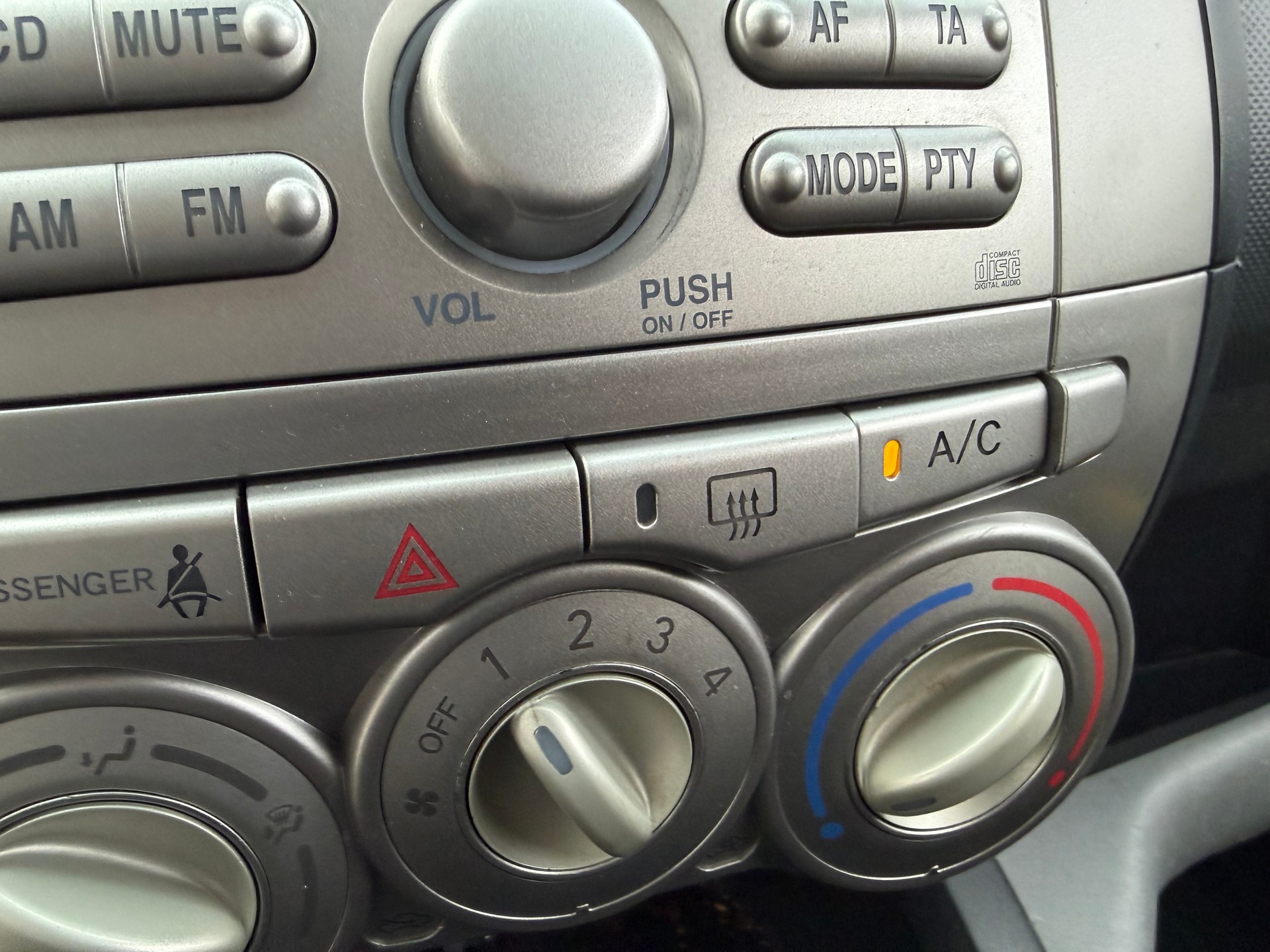 SUBARU Justy 1.0-image-5