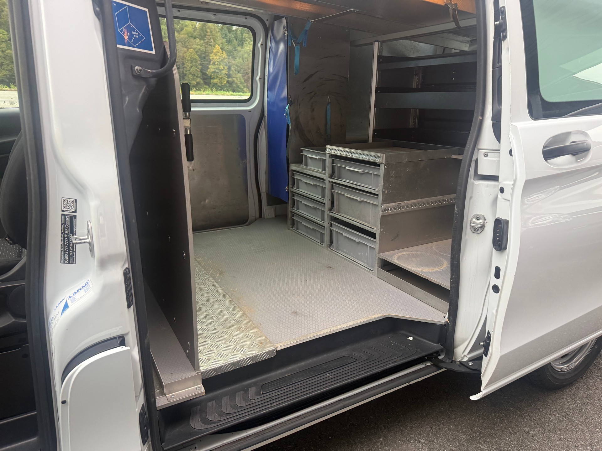 MERCEDES-BENZ Vito 114 CDI Extralang 9G-Tronic 4M 4X4 Base Fahrzeugeinrichtung-image-5