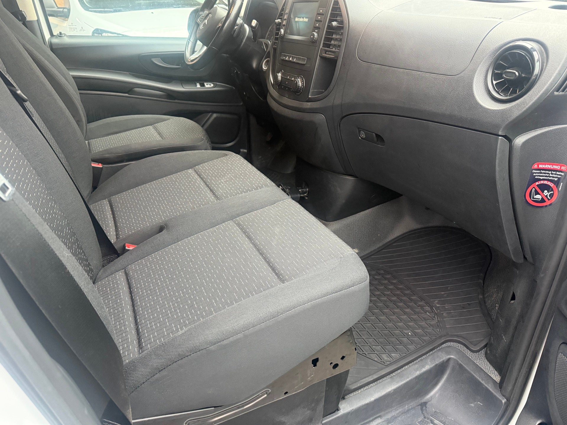 MERCEDES-BENZ Vito 114 CDI Extralang 9G-Tronic 4M 4X4 Base Fahrzeugeinrichtung-image-9