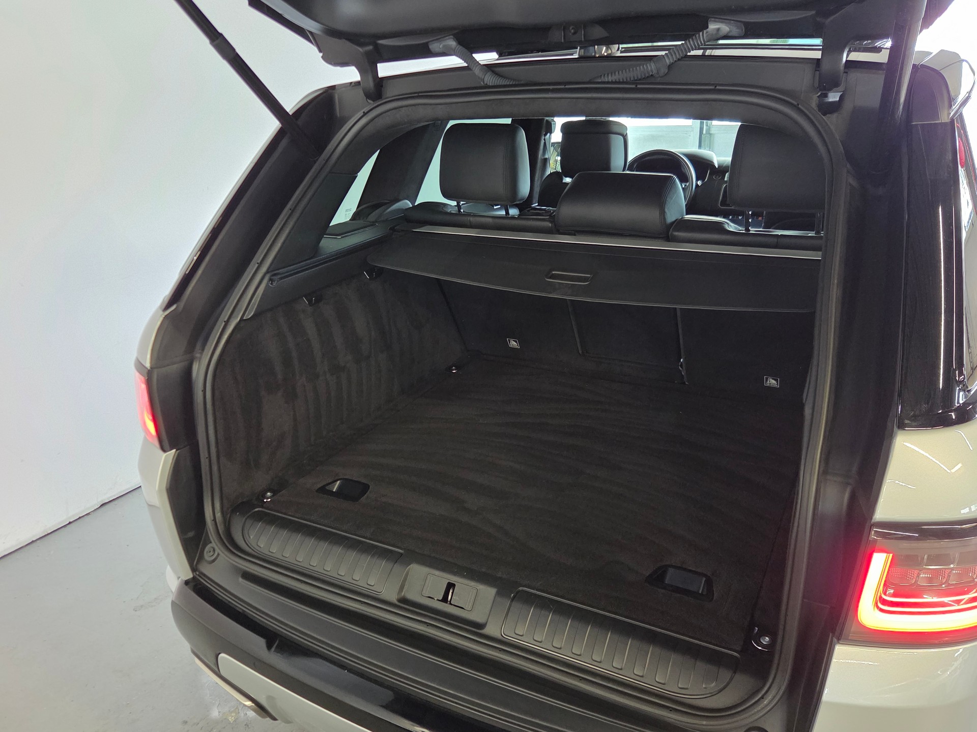 LAND ROVER Range Rover Sport 5.0 V8 SC Autobiography Dynamic-image-23