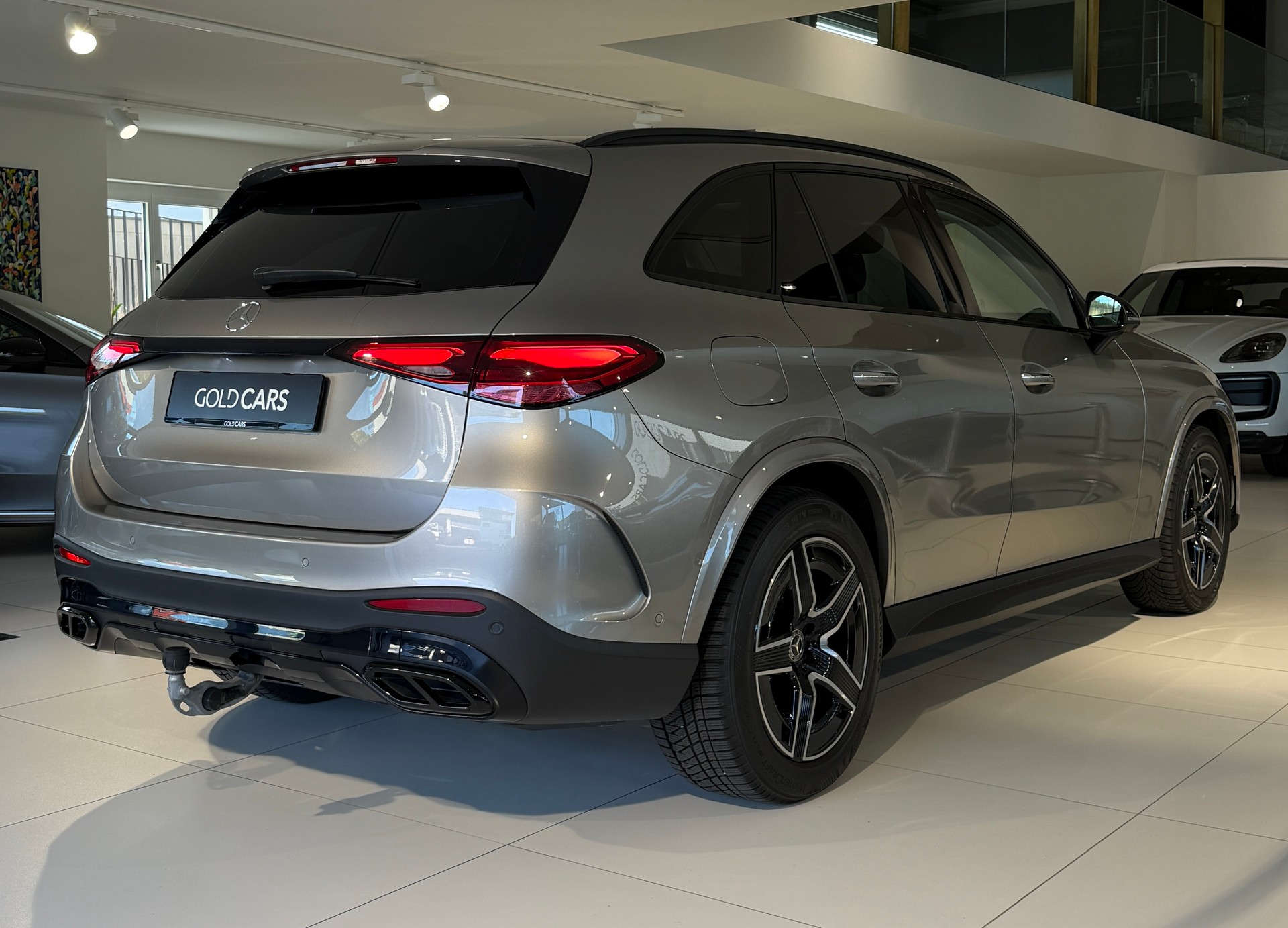 MERCEDES-BENZ GLC 220 d 4Matic AMG Line 9G-Tronic-image-7