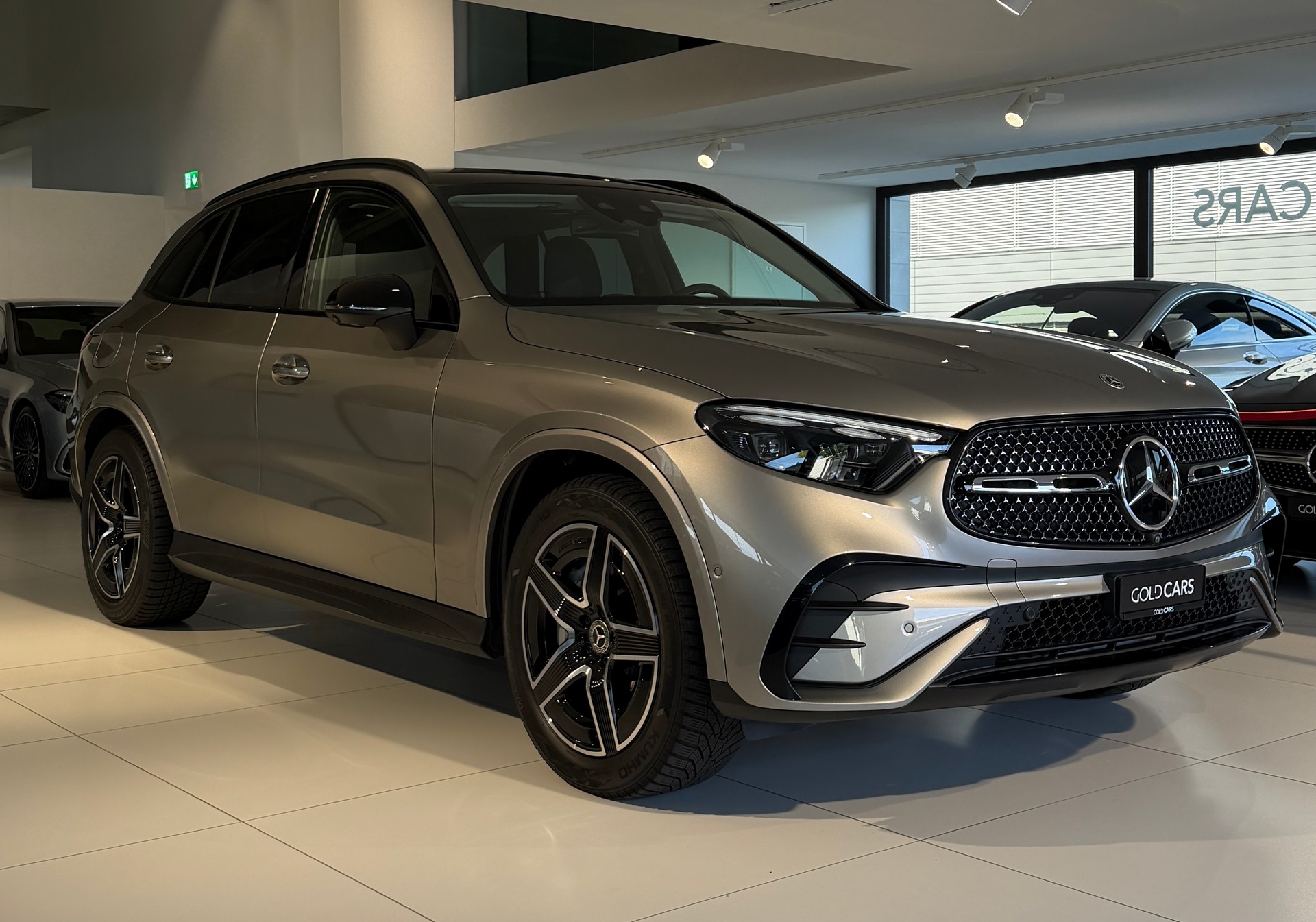 MERCEDES-BENZ GLC 220 d 4Matic AMG Line 9G-Tronic-image-1