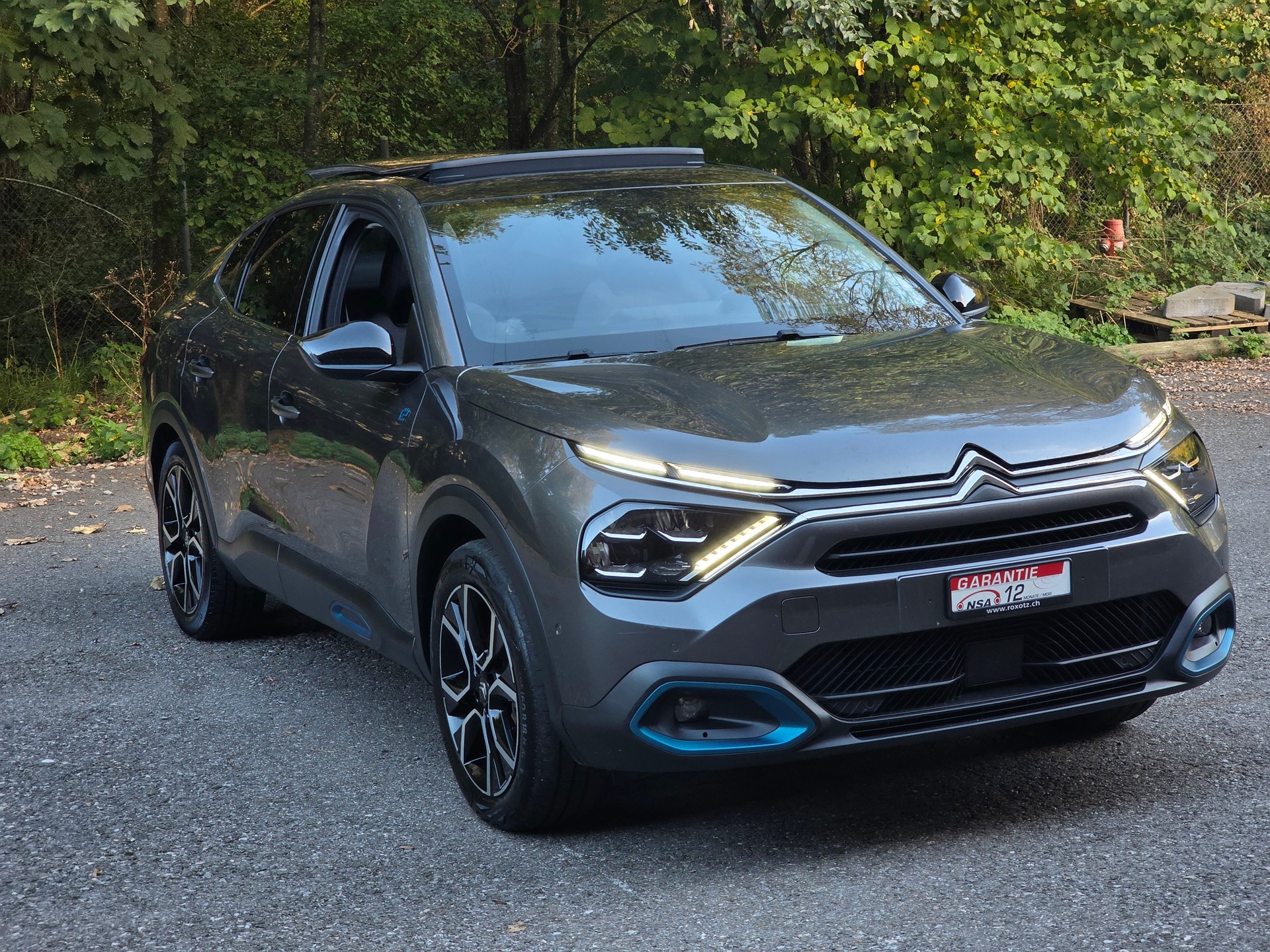 CITROEN C4 X 100 kW Swiss Edition-image-2