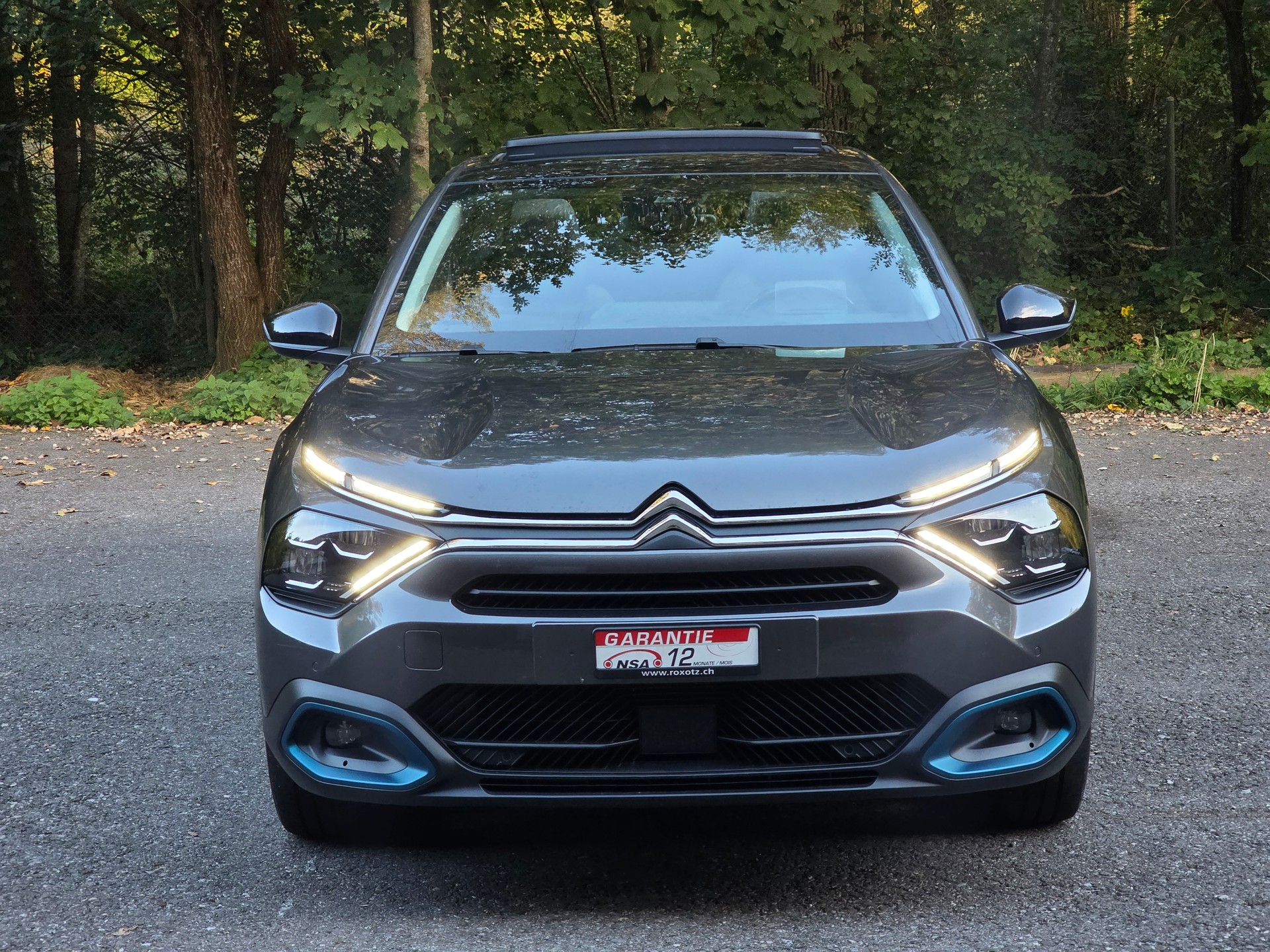 CITROEN C4 X 100 kW Swiss Edition-image-1