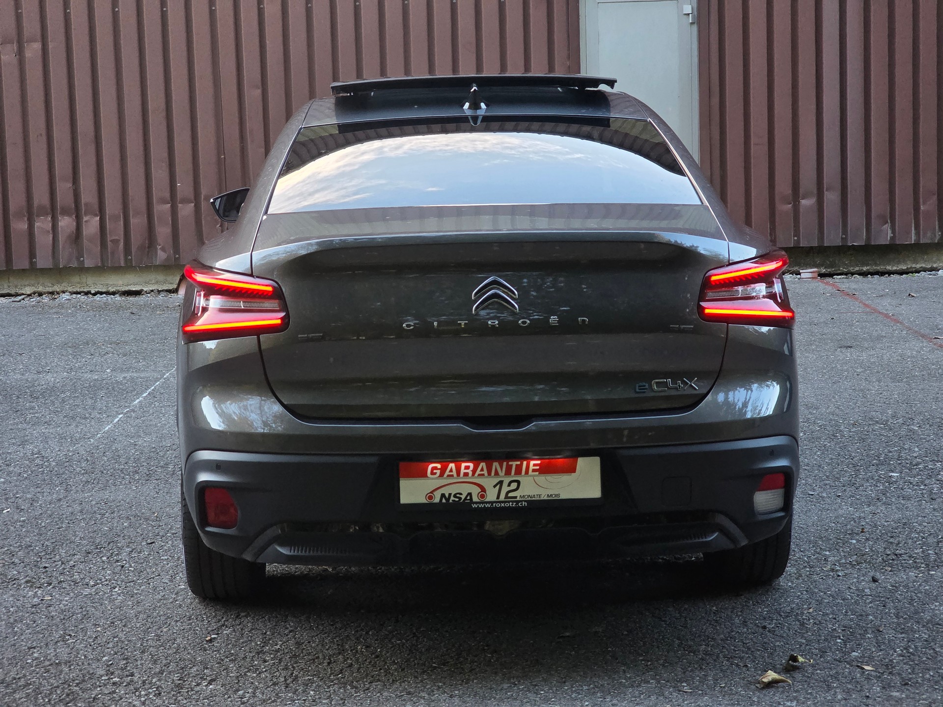 CITROEN C4 X 100 kW Swiss Edition-image-5