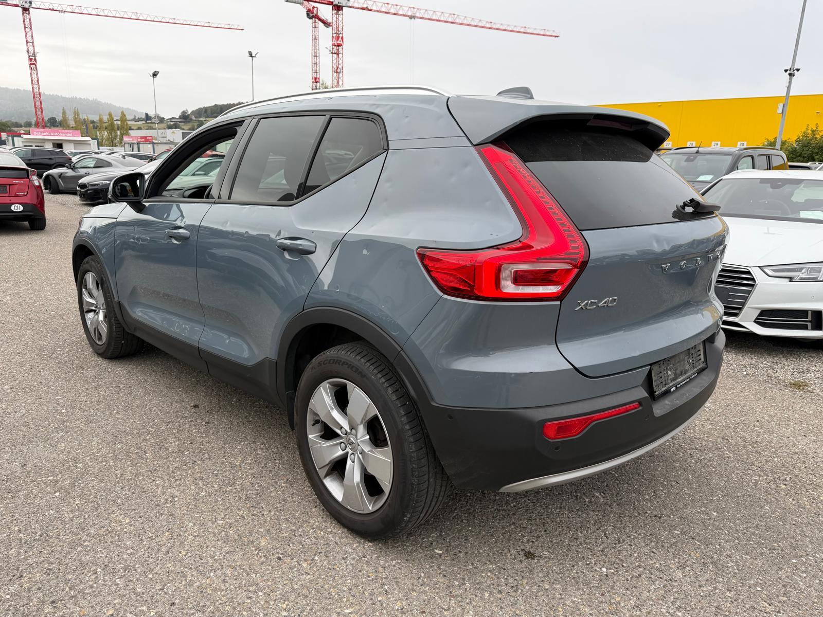 VOLVO XC40 1.5 T3 Momentum-image-5
