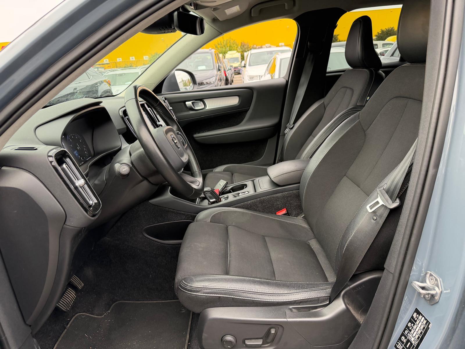 VOLVO XC40 1.5 T3 Momentum-image-7