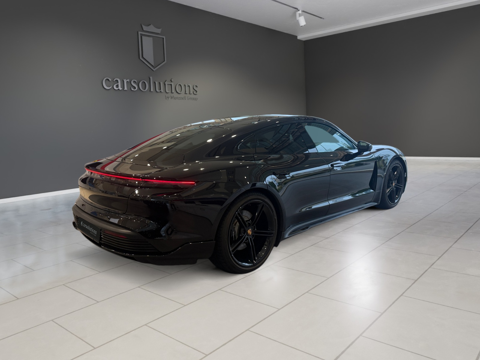 PORSCHE Taycan 4S-image-4