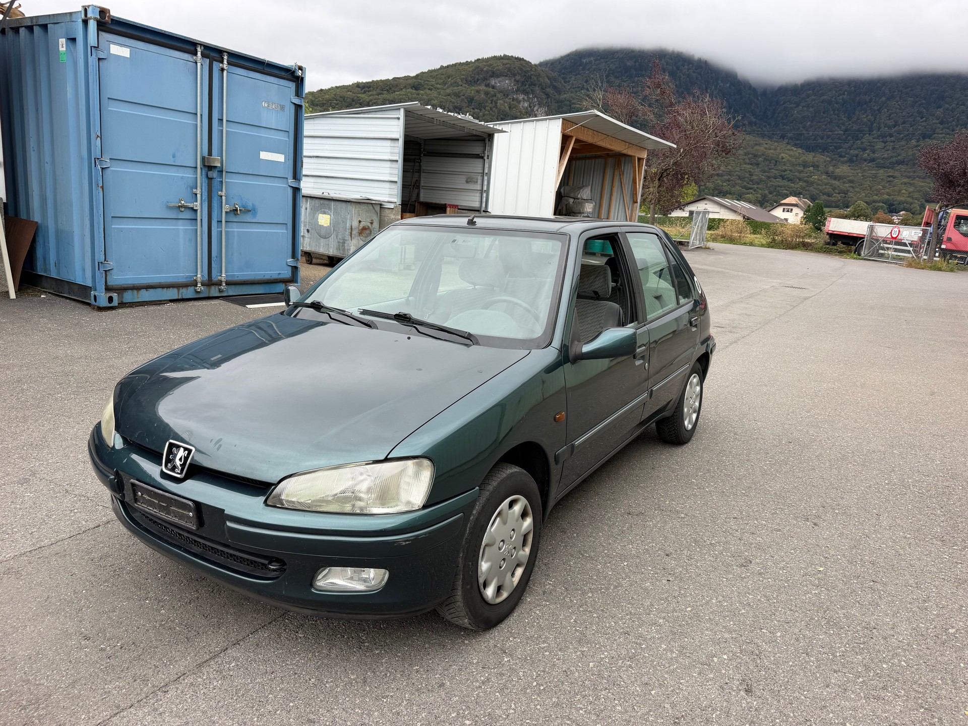 PEUGEOT 106 1.6 Suisse A-image-2