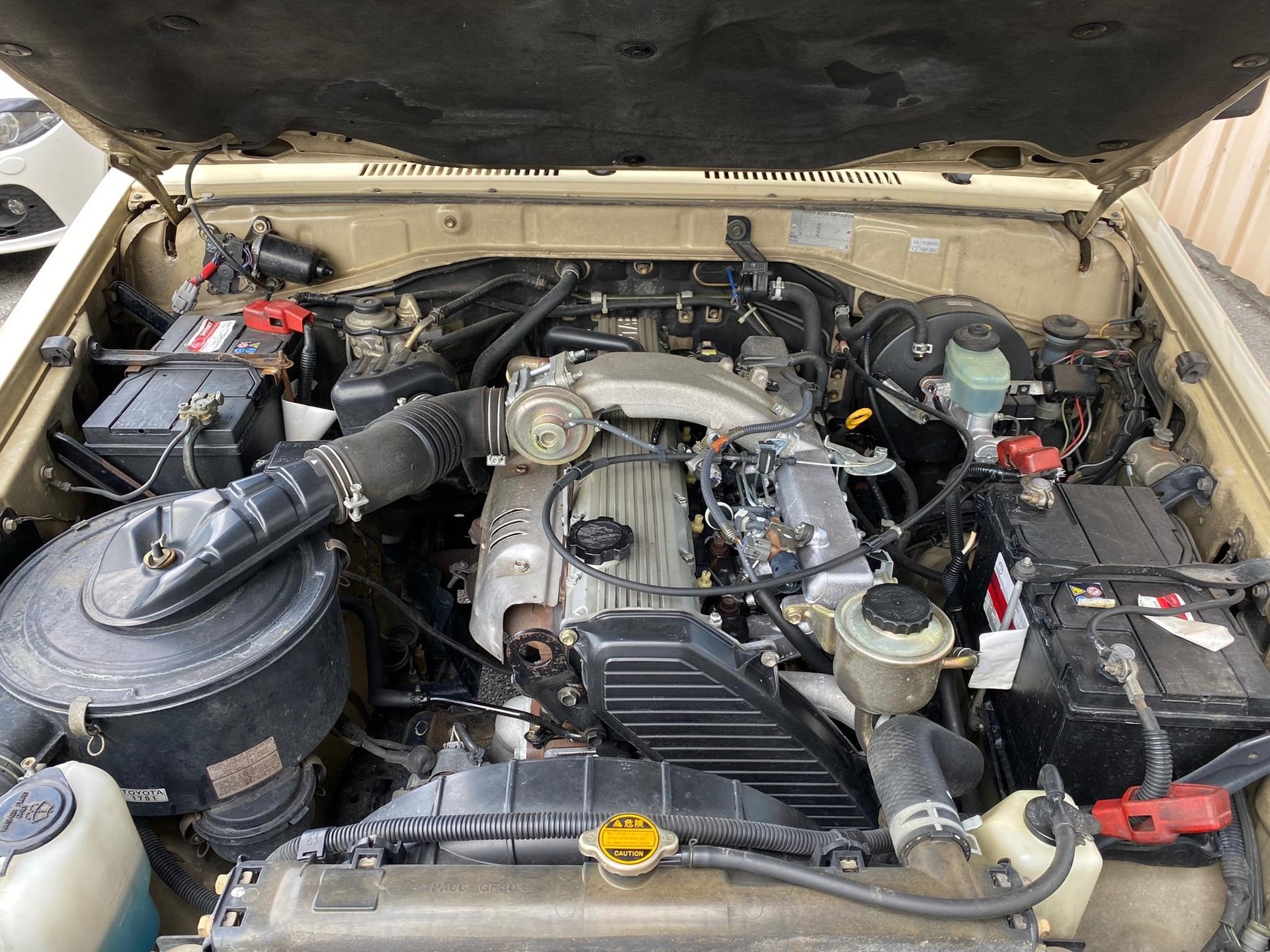 TOYOTA HZJ75 4.2D-image-3