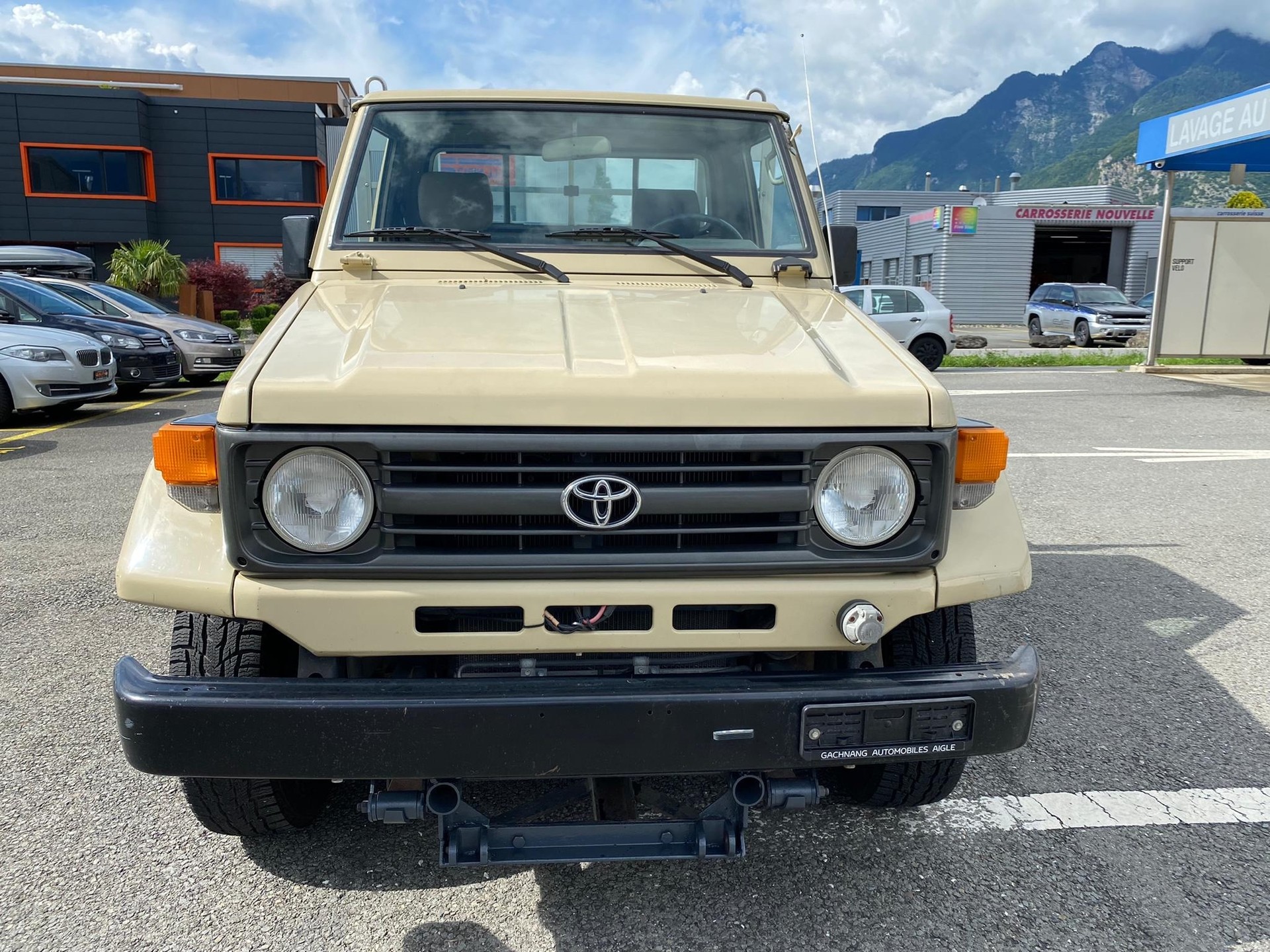 TOYOTA HZJ75 4.2D-image-14