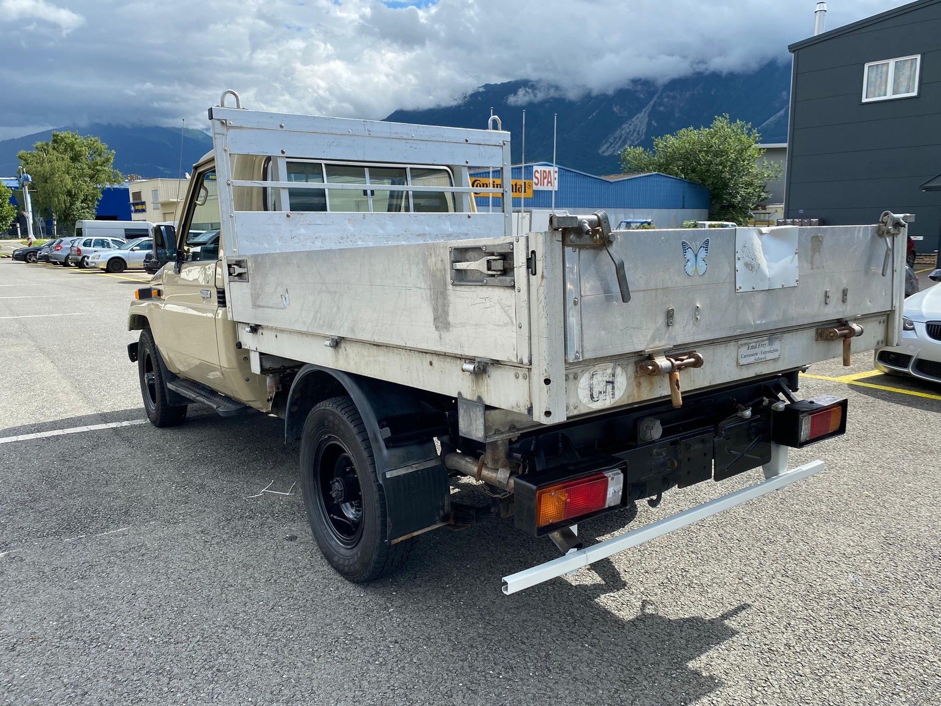 TOYOTA HZJ75 4.2D-image-8