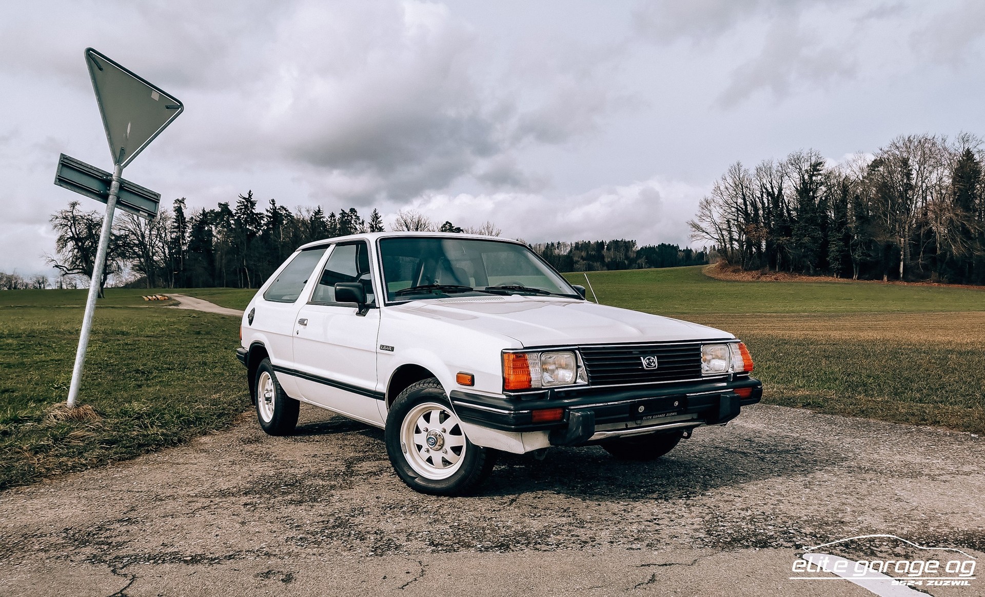 SUBARU 1.8 4WD Turismo GLF Automatic-image-1