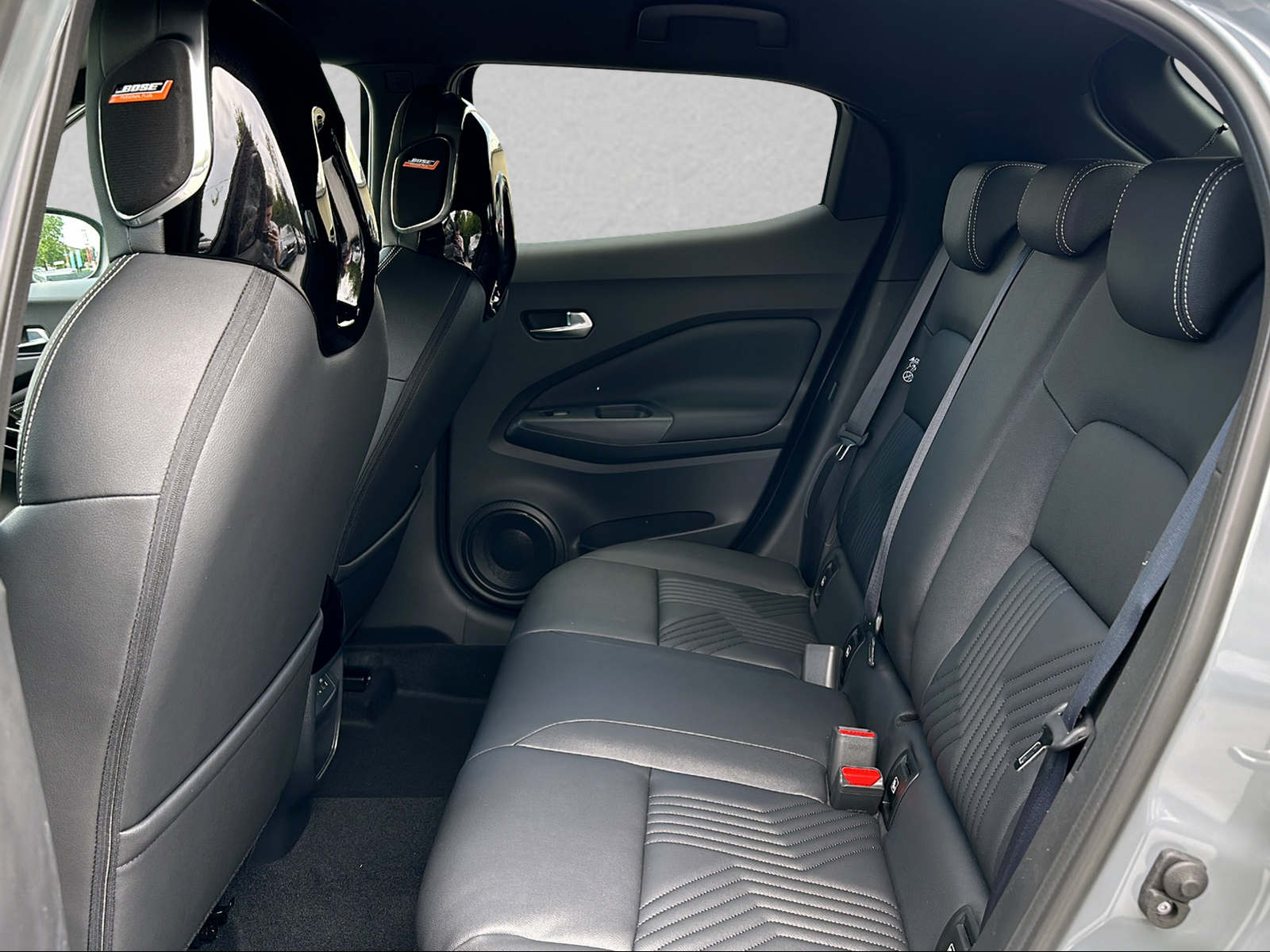 NISSAN Juke 1.6 Hybrid Tekna Automat-image-6