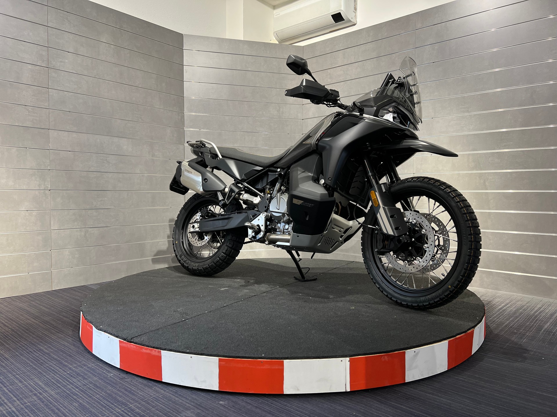 CF MOTO 800MT-X-image-6
