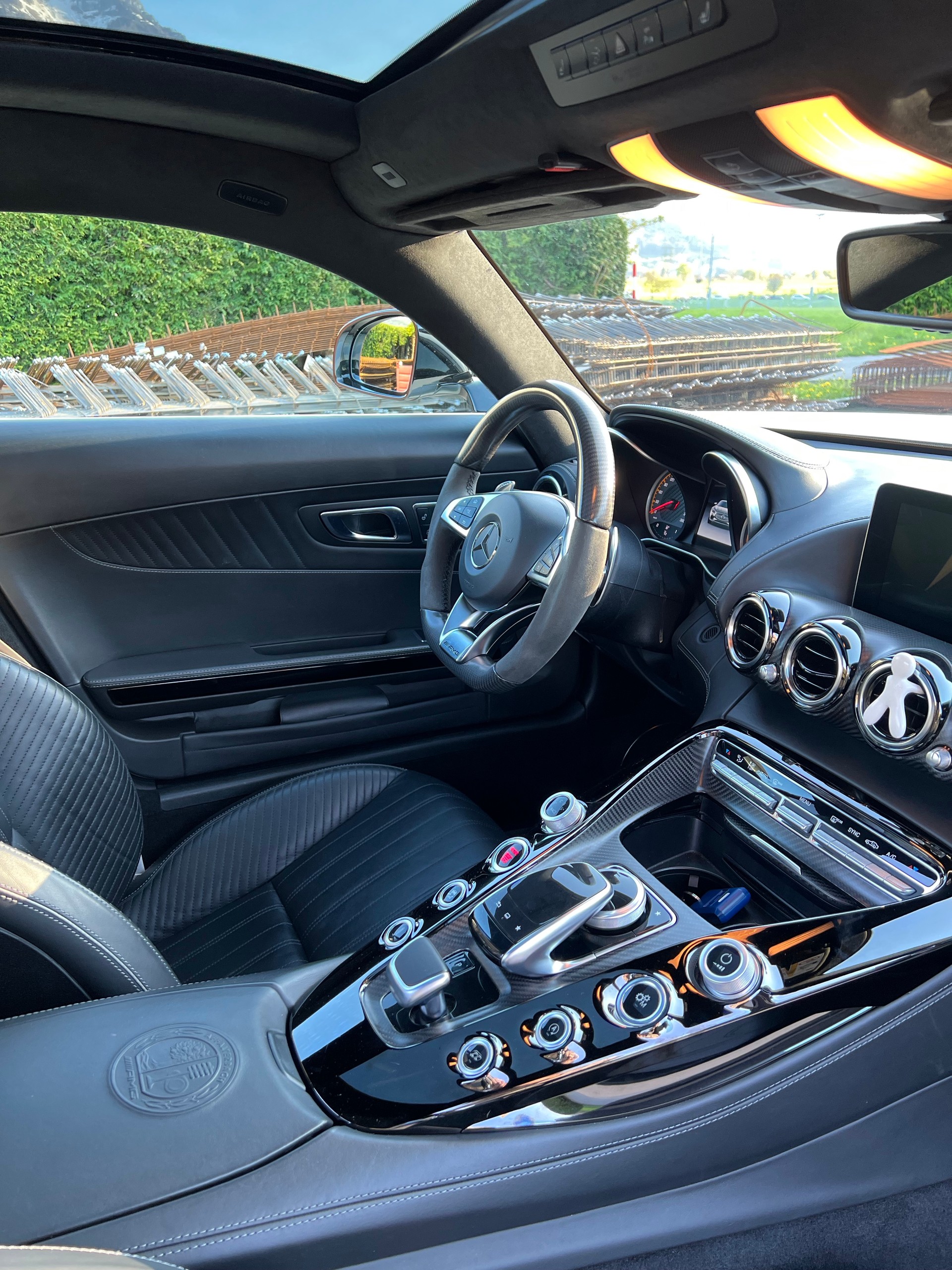 MERCEDES-BENZ AMG GT S Speedshift DCT-image-4