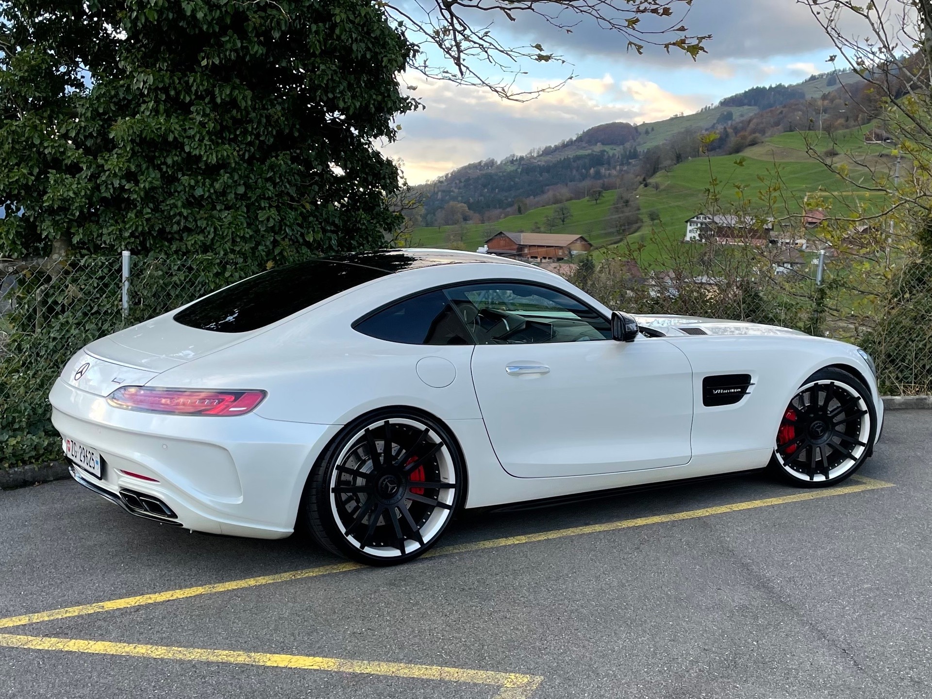 MERCEDES-BENZ AMG GT S Speedshift DCT-image-17