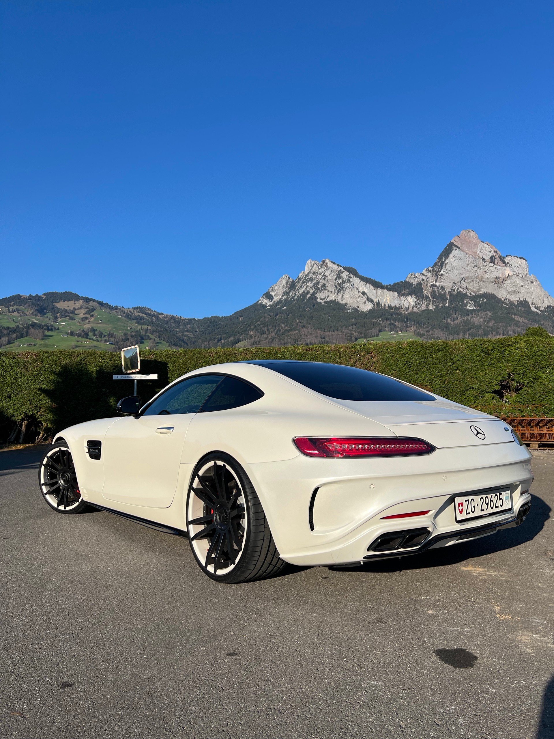 MERCEDES-BENZ AMG GT S Speedshift DCT-image-10