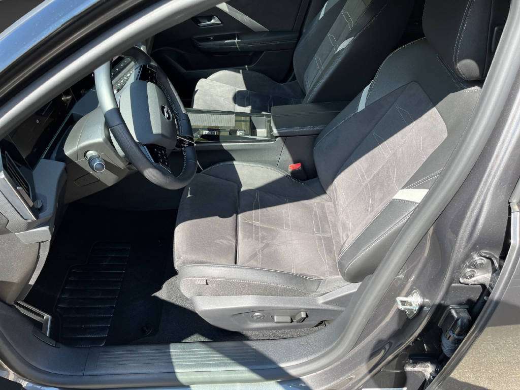 OPEL Astra-e Swiss Plus-image-4