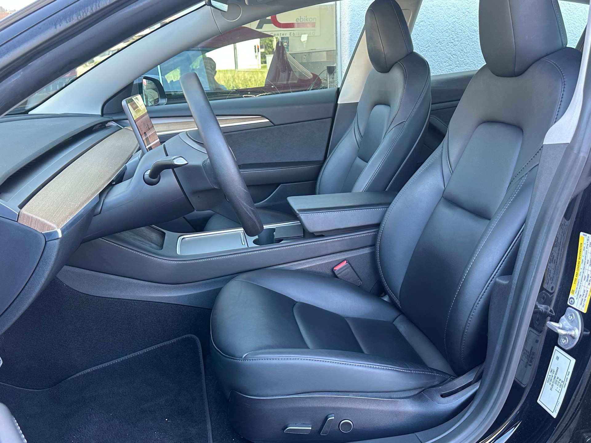 TESLA Model 3 Performance Dual Motor AWD-image-6