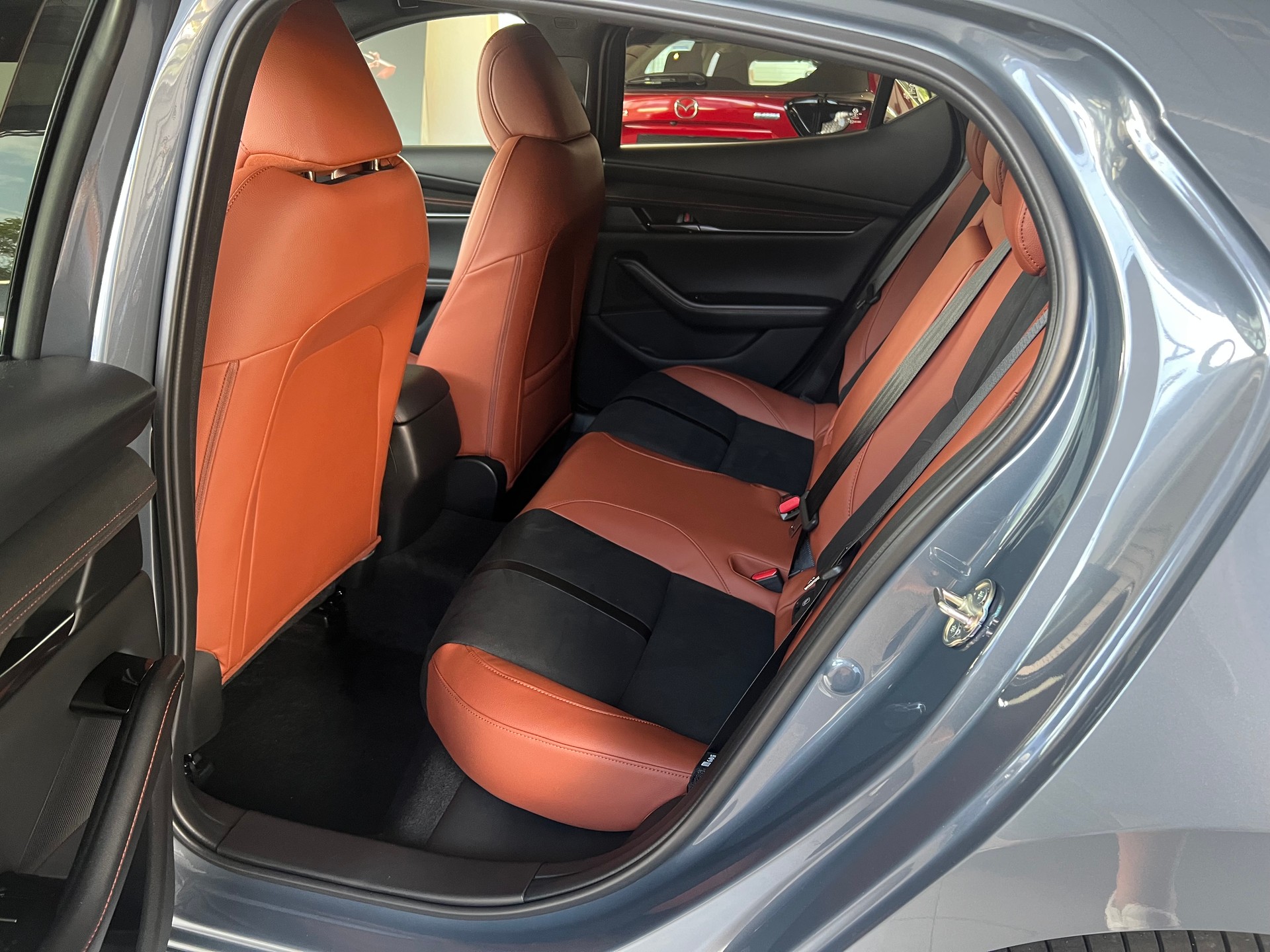 MAZDA 3 Hatchback SKYACTIV-X M Hybrid 186 Nagisa Automat-image-6
