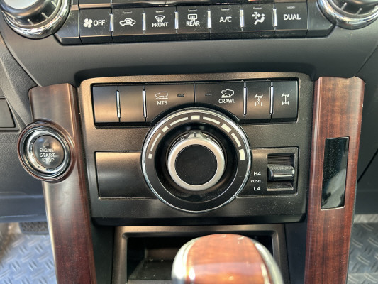 TOYOTA LandCruiser 3.0TD Sol-image-8