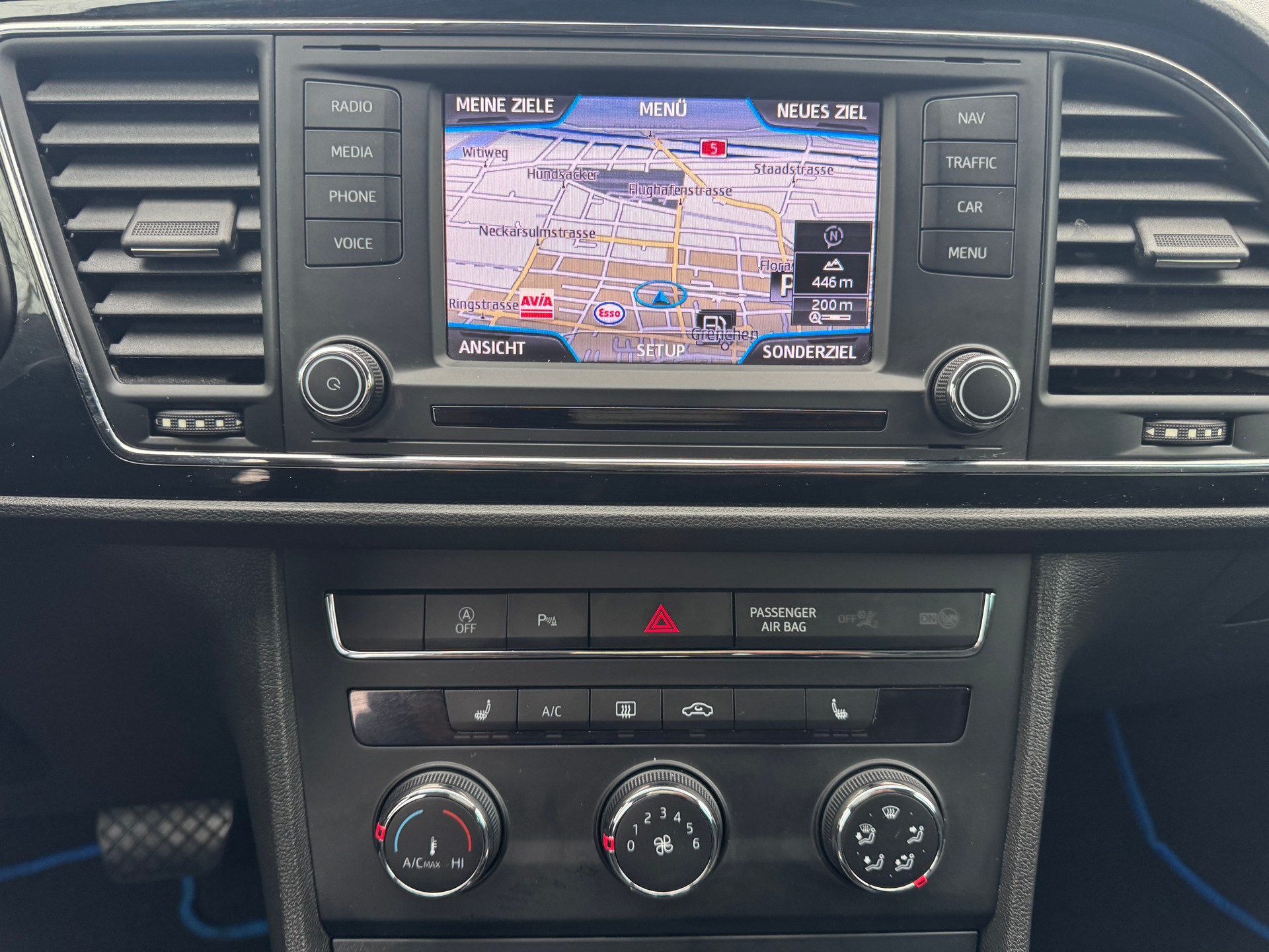 SEAT Leon 1.2 TSI Style DSG * Leder * Navigation * Klima * Tempomat * PDC V&H *-image-6