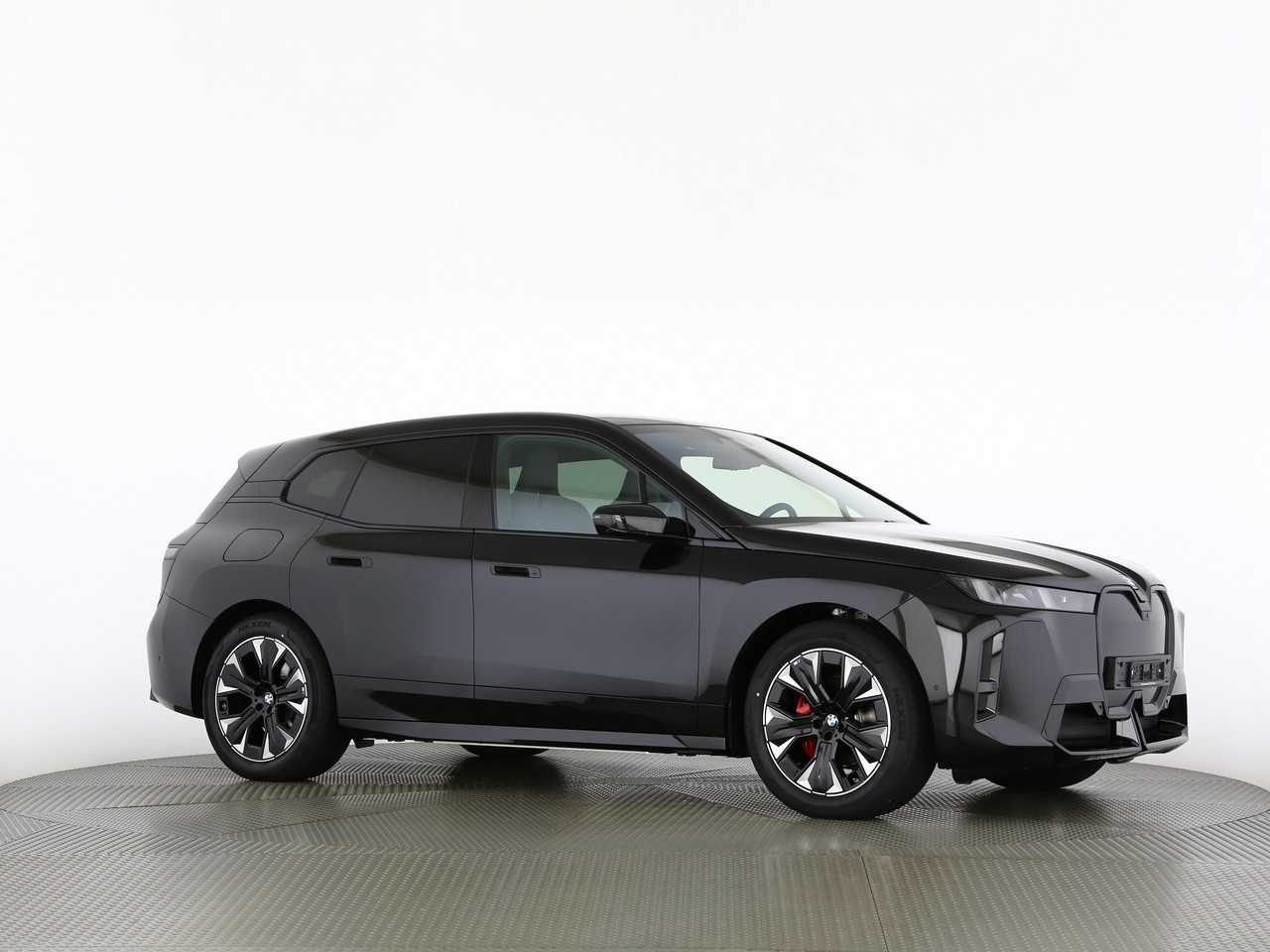 BMW iX xDrive45 M Sport Pro-image-18