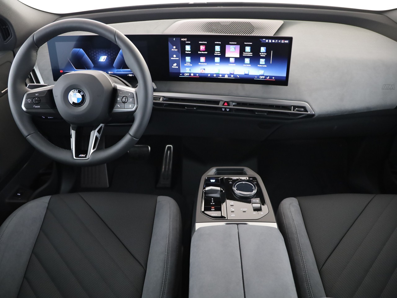 BMW iX xDrive45 M Sport Pro-image-23