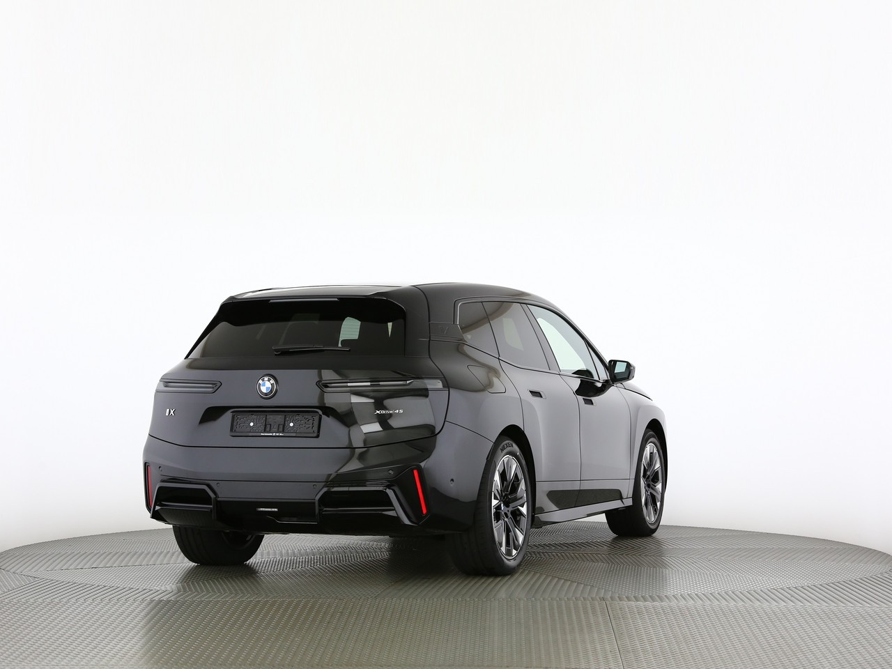 BMW iX xDrive45 M Sport Pro-image-12